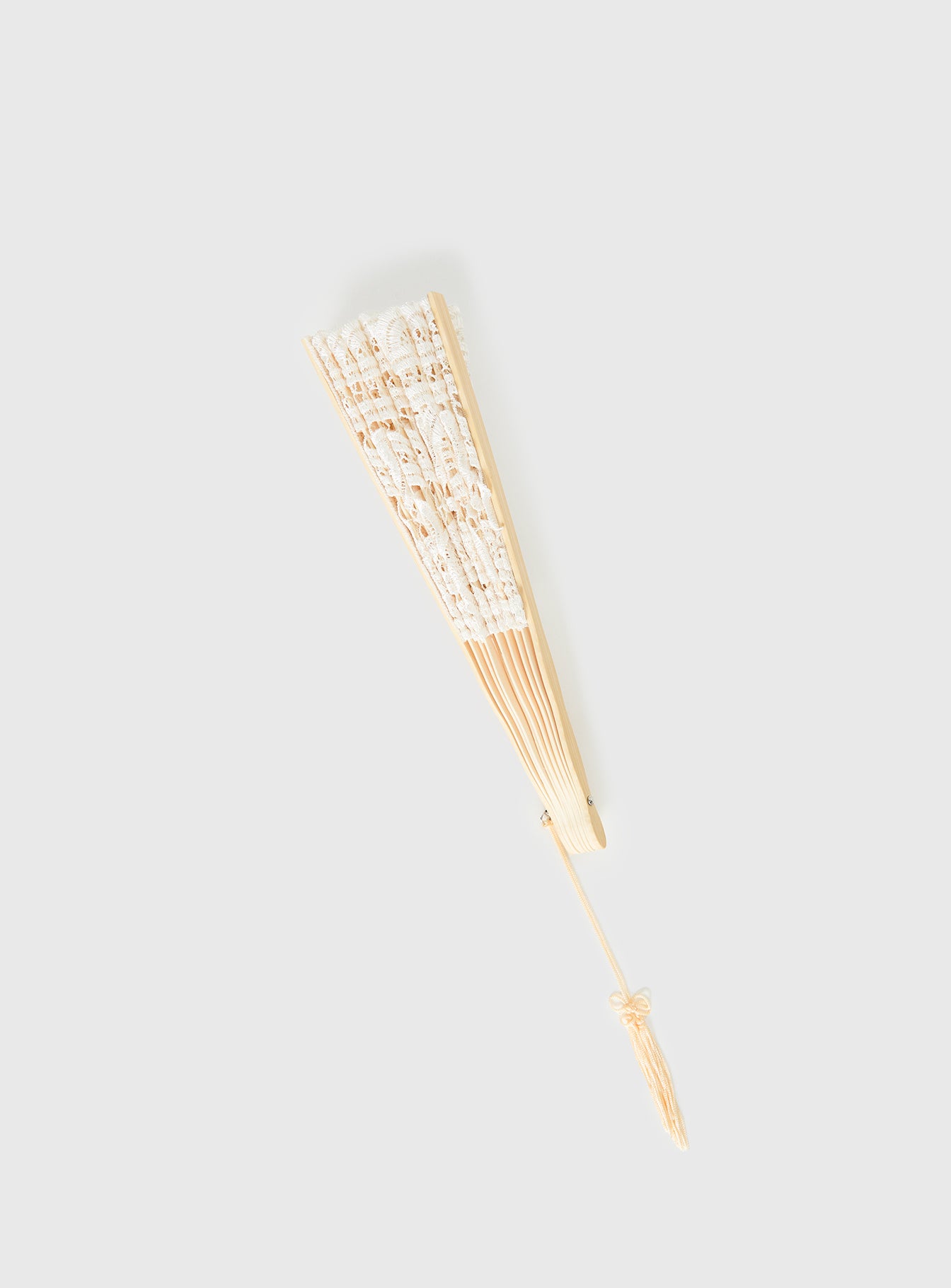 Bossa Nova Lace Fan Beige - Image 3