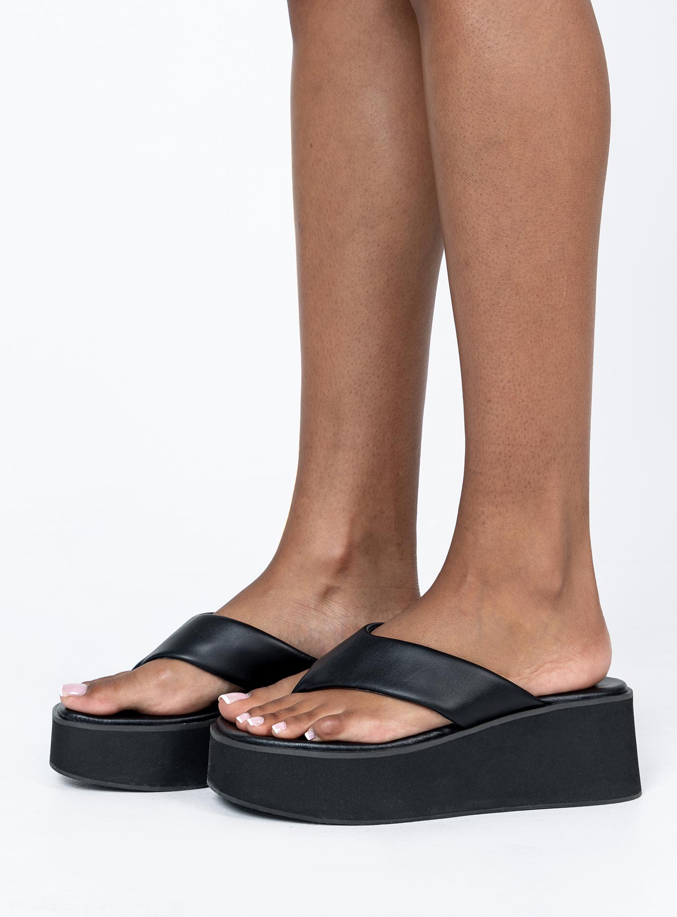 Crawley Sandals Black - Image 3
