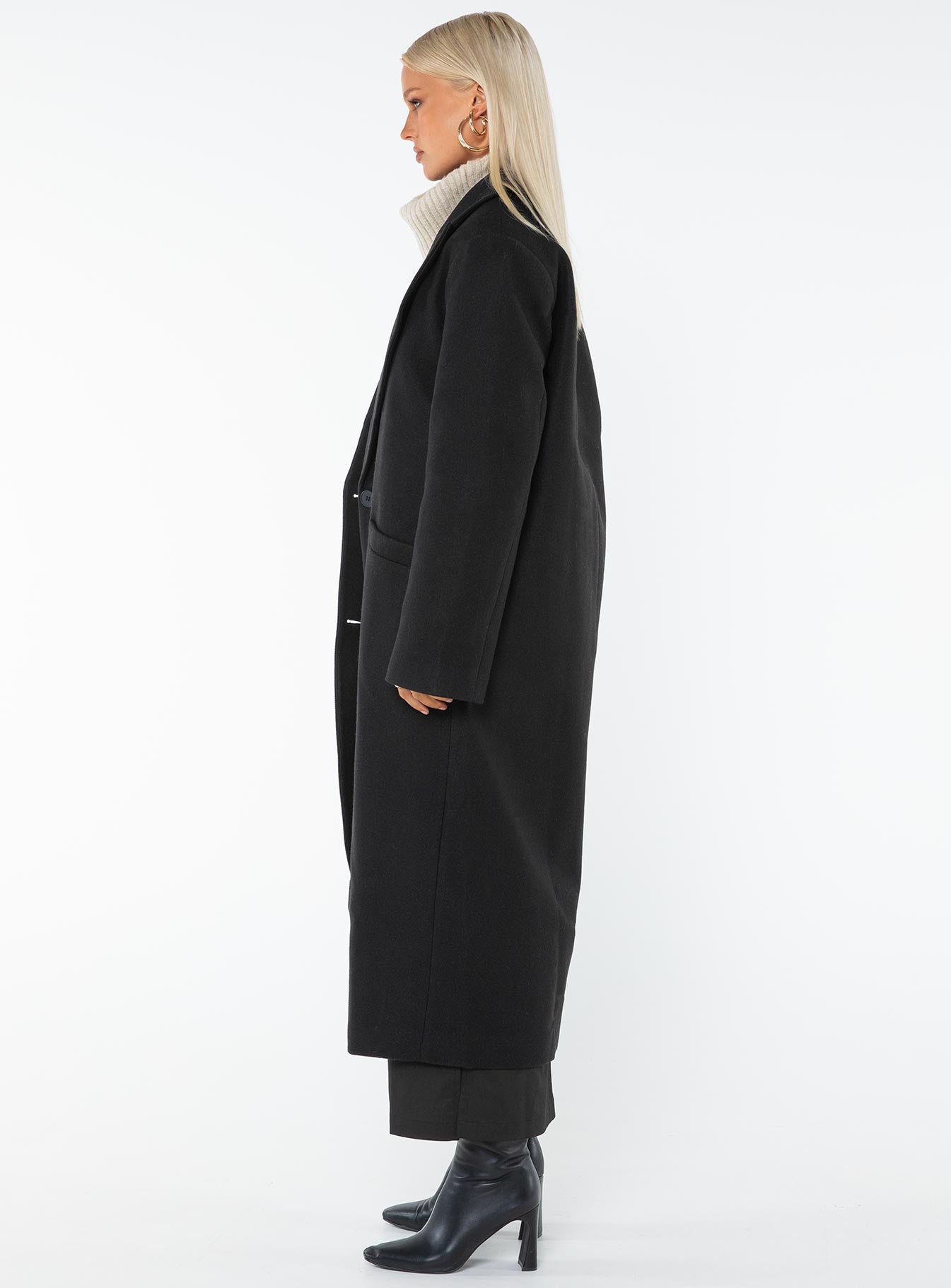Olsen Coat Black - Image 4