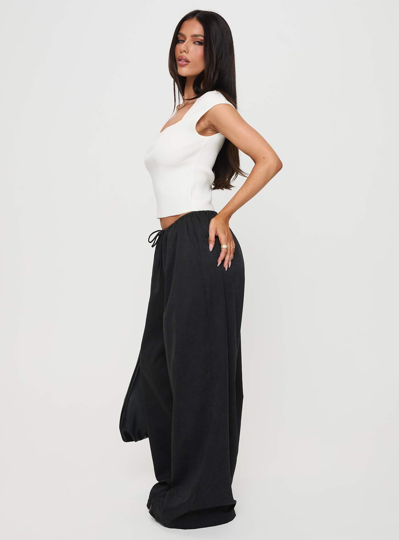 Bungala Oversized Relaxed Pants Black Petite - Image 4