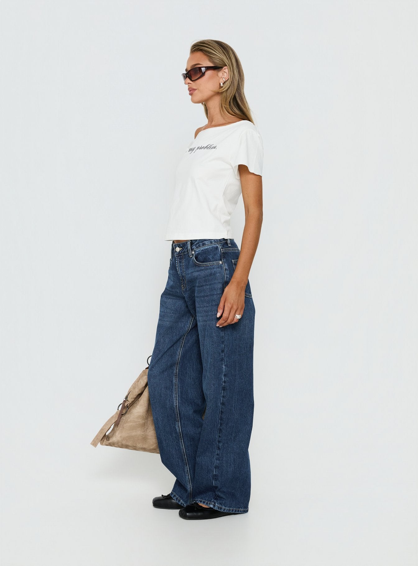 Serenitia Mid Rise Straight Leg Relaxed Jeans Dark Blue Wash - Image 4