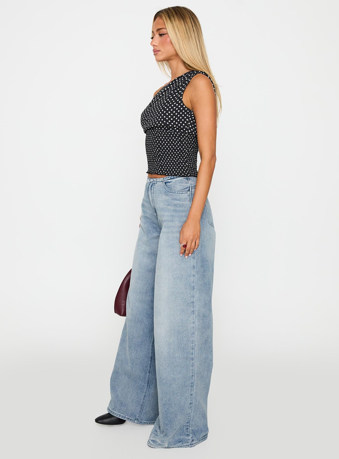 Bowe Low Rise Wide Leg Jeans Blue - Image 4