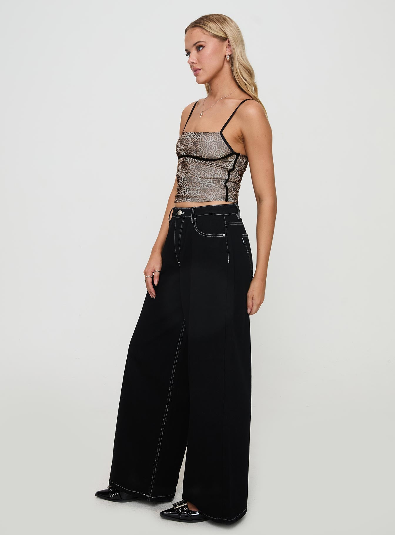 Naylor Mid Rise Wide Leg Jeans Mid Black - Image 4