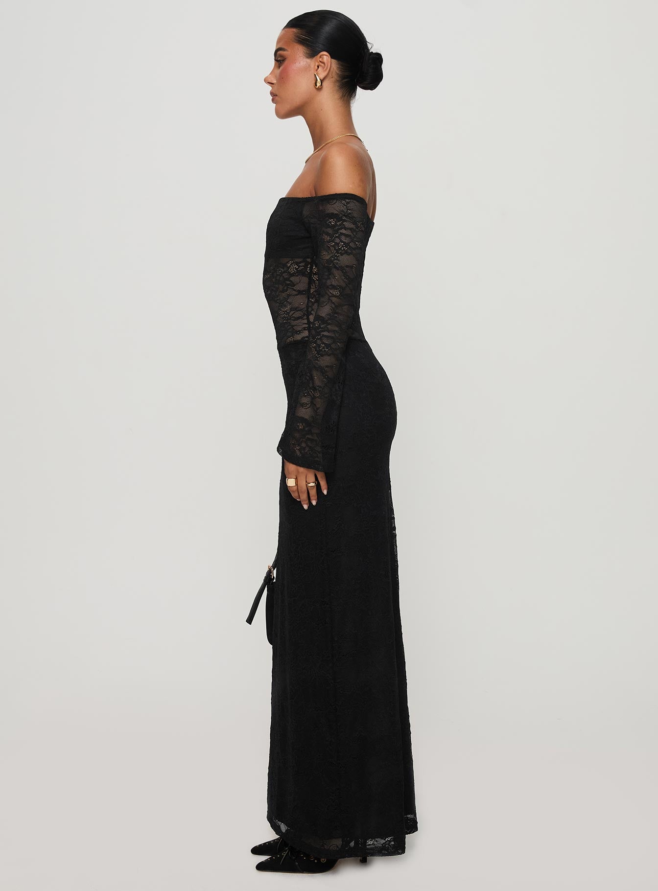Pinot Grigio Long Sleeve Lace Maxi Dress Black - Image 4