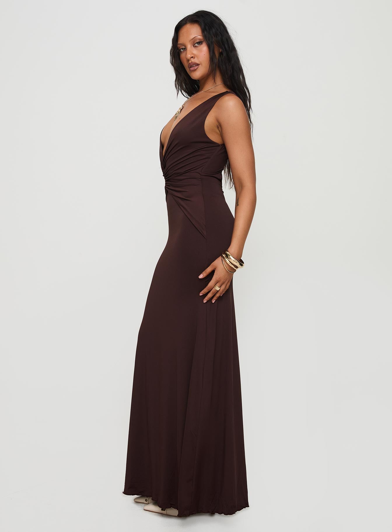 Frederica Plunge Maxi Dress Chocolate Petite - Image 4