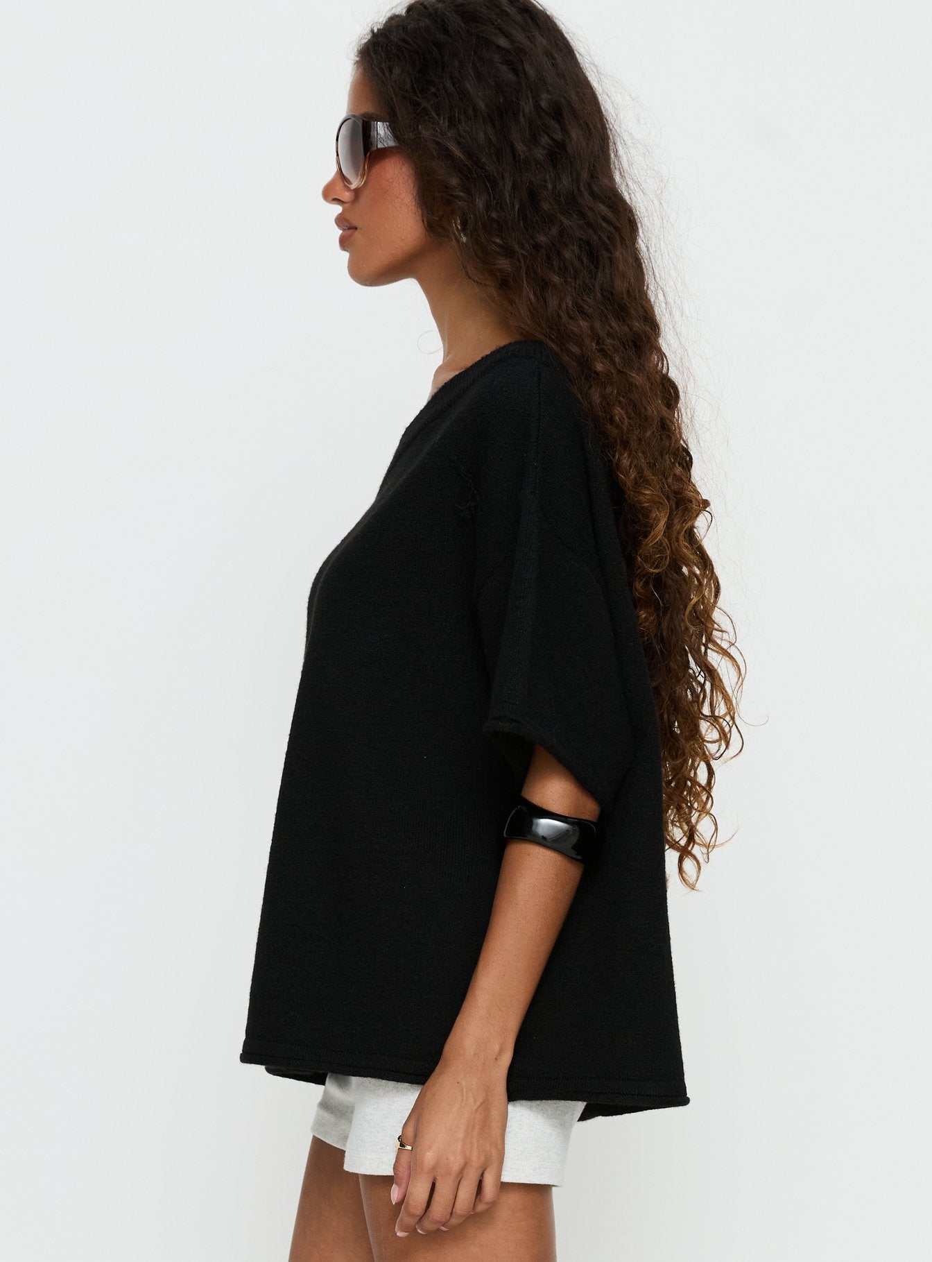 Kourta Off Shoulder Oversized Knit Top Black - Image 4