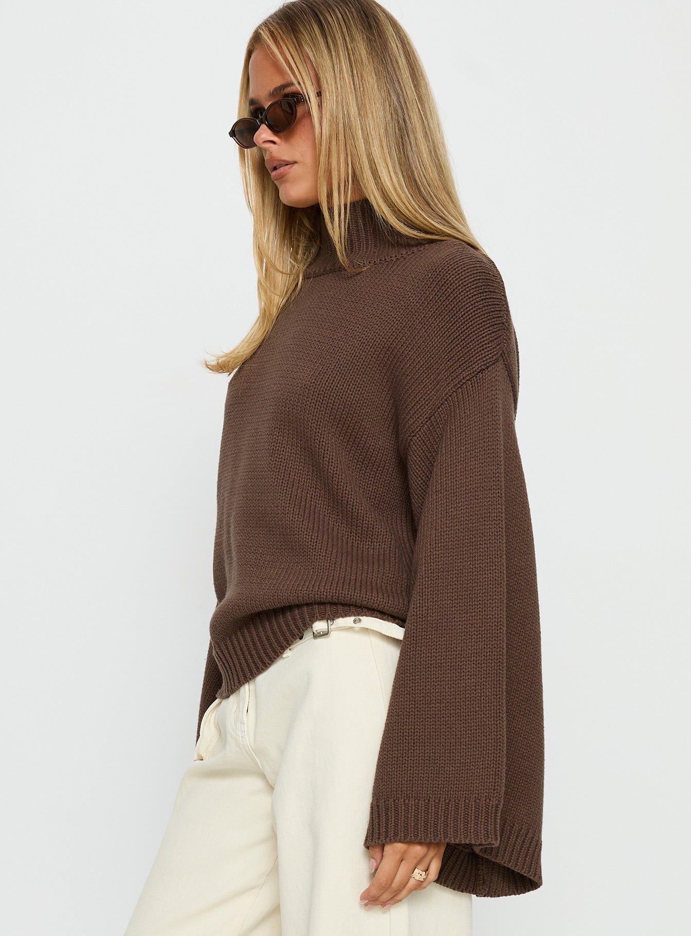 Neriel Funnel Neck Knit Sweater Chocolate - Image 3