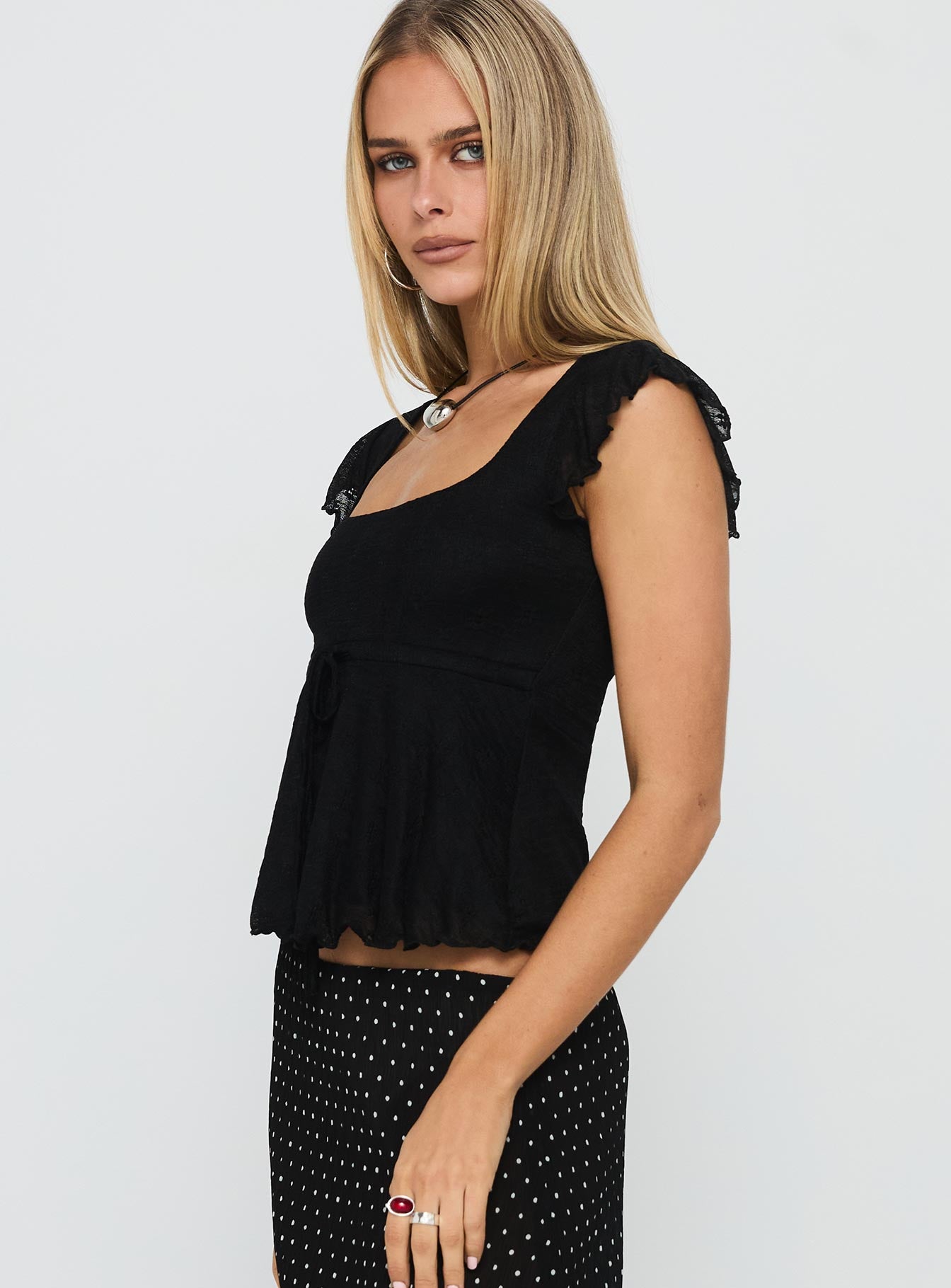Auroraah Frill Top Black - Image 4