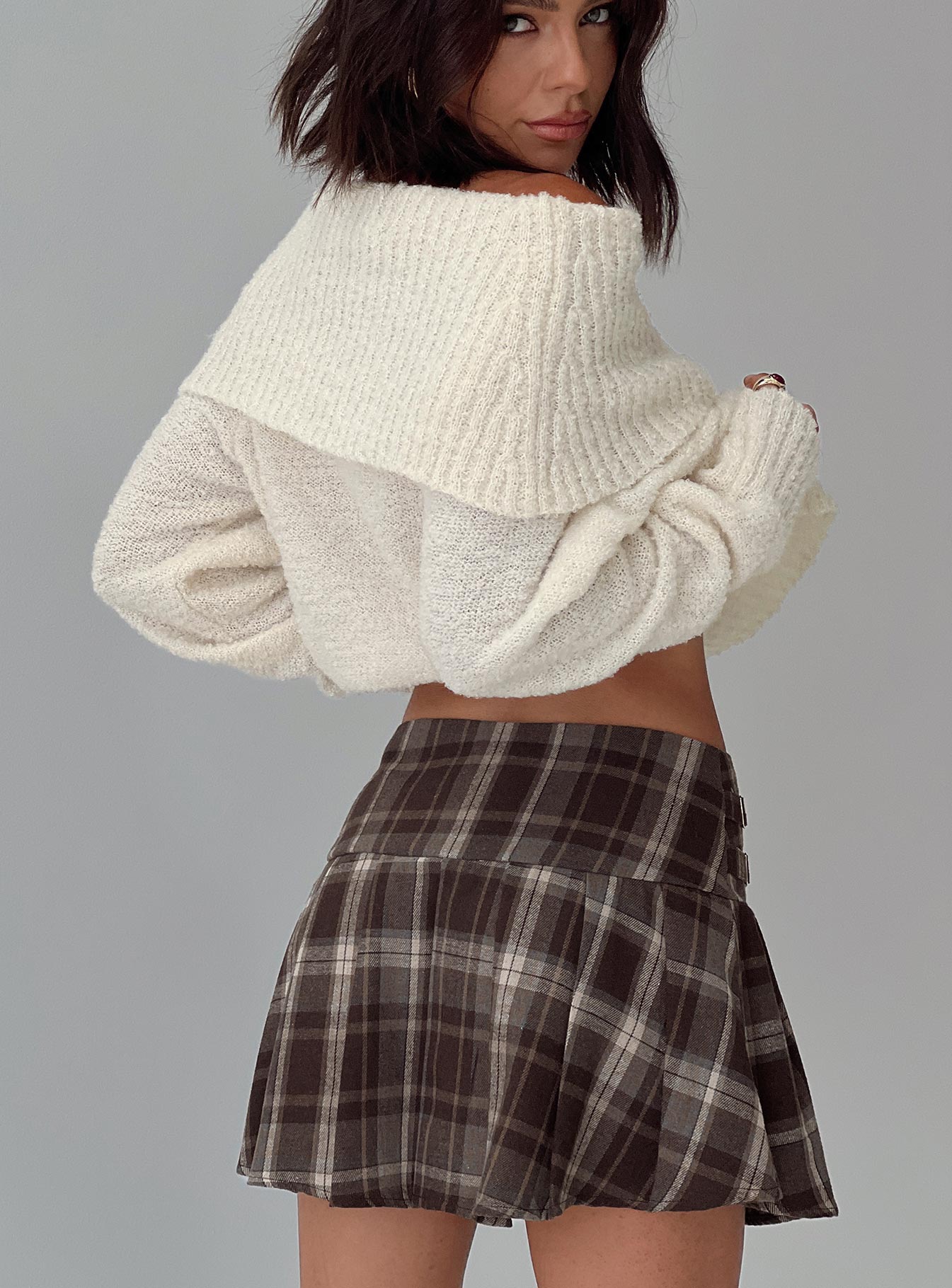 Parkley Boucle Off The Shoulder Sweater Cream - Image 10