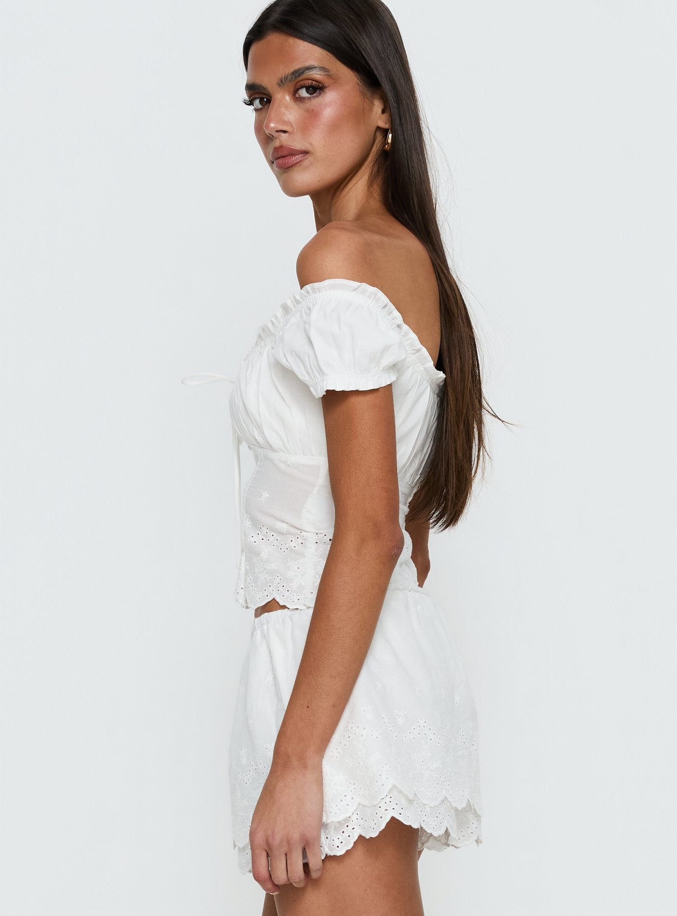 Twin Spirit Off Shoulder Broderie Top White - Image 4