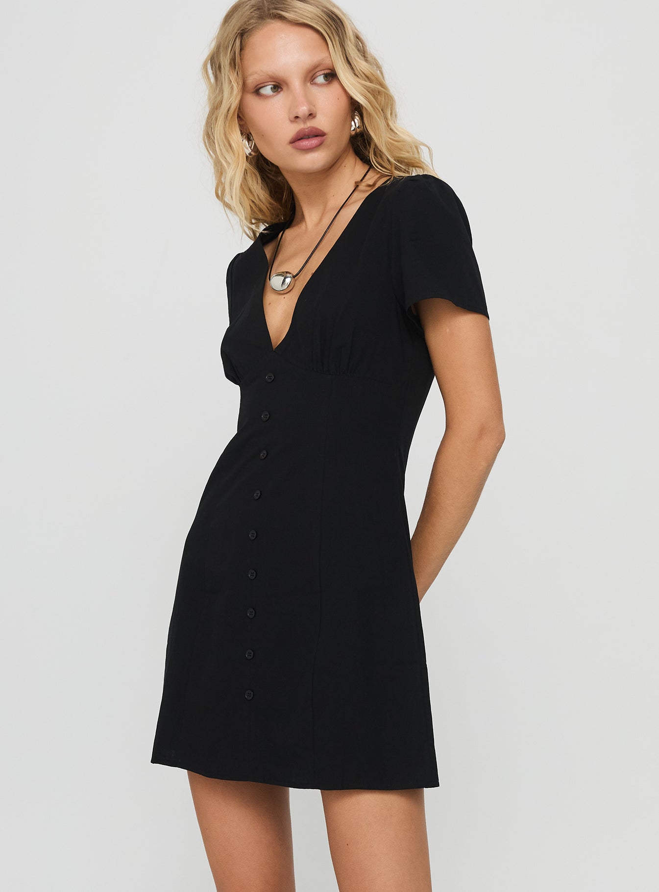 Loveliness Playsuit Black Tall - Image 3