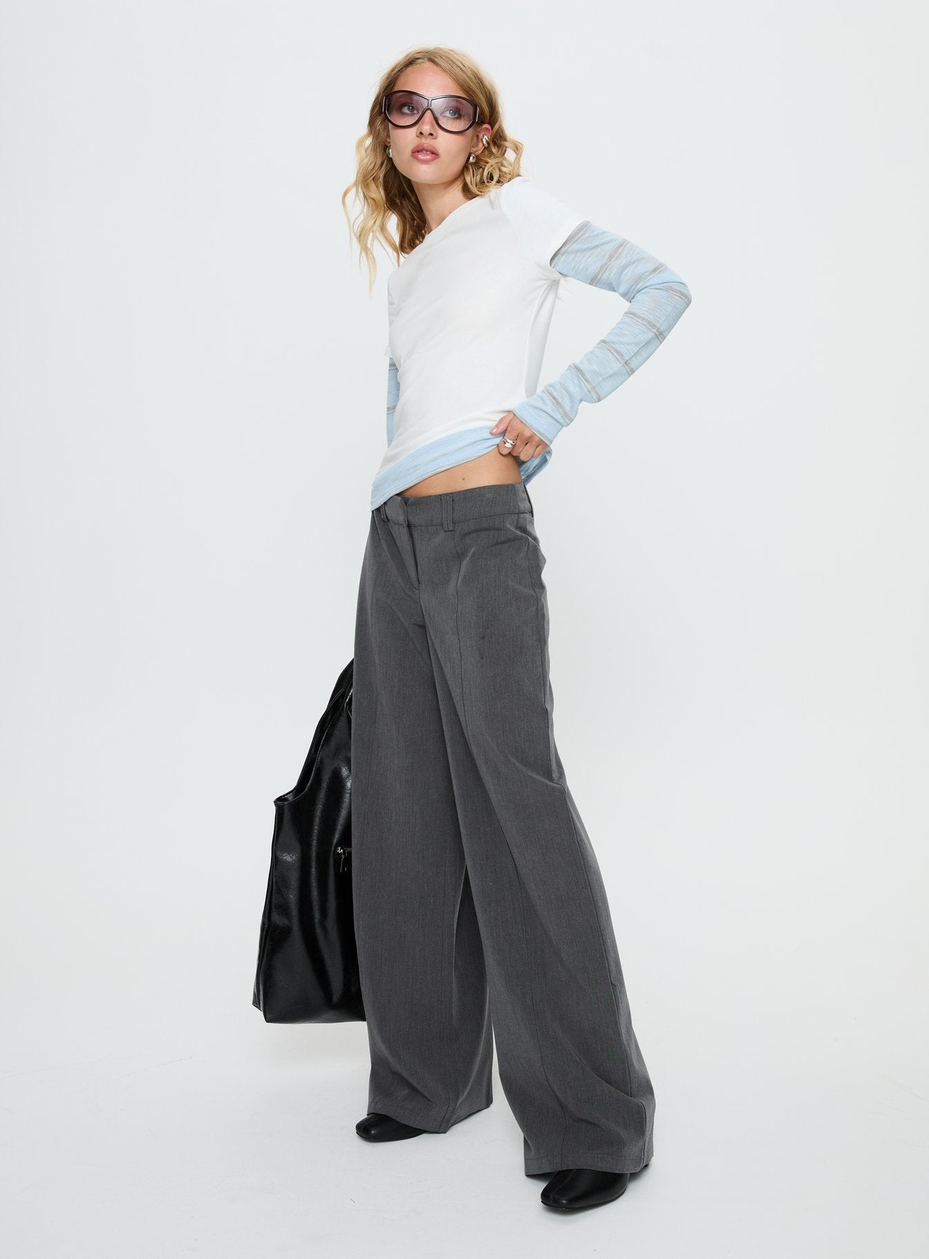 Sarito Low Rise Straight Leg Pants Grey - Image 4