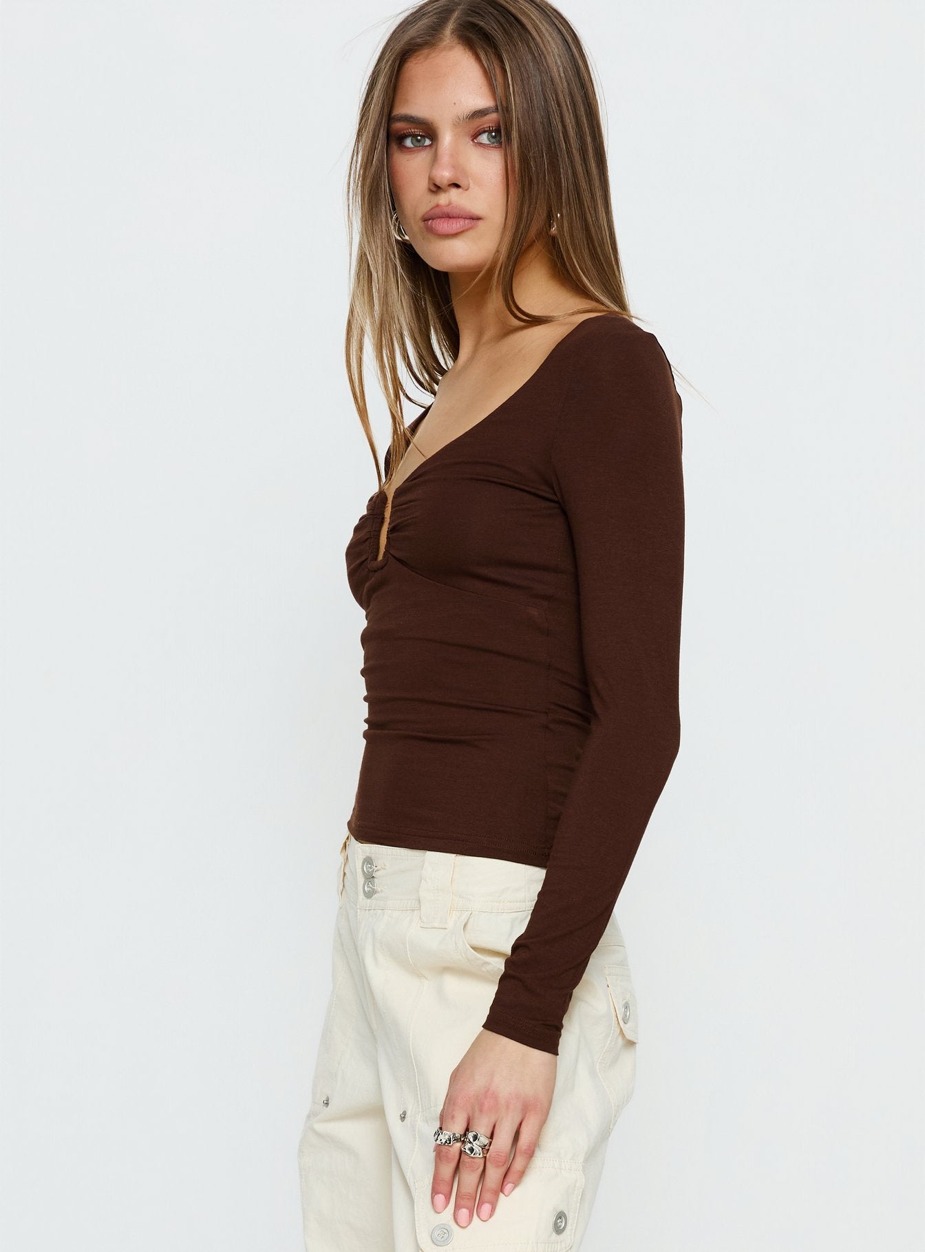 Serelle Long Sleeve Bust Detail Top Chocolate - Image 3