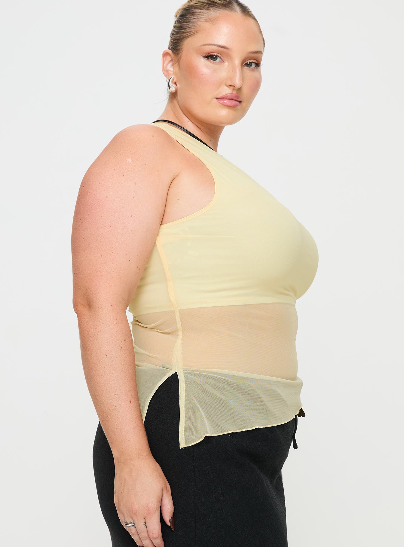 Gilda Asymmetric Top Cream Curve - Image 4