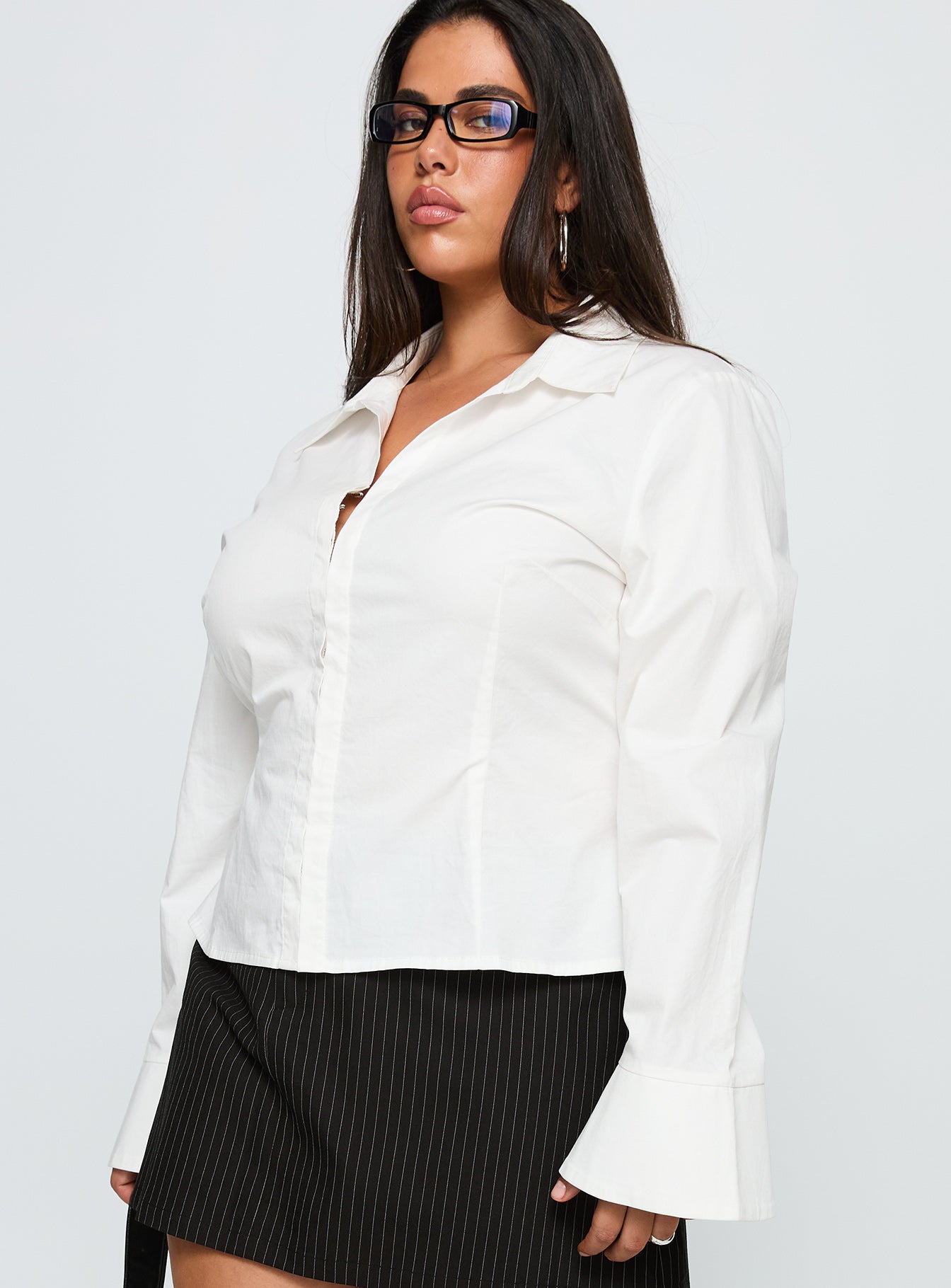 By The Phone Long Sleeve Collared Top White Curve - Image 4
