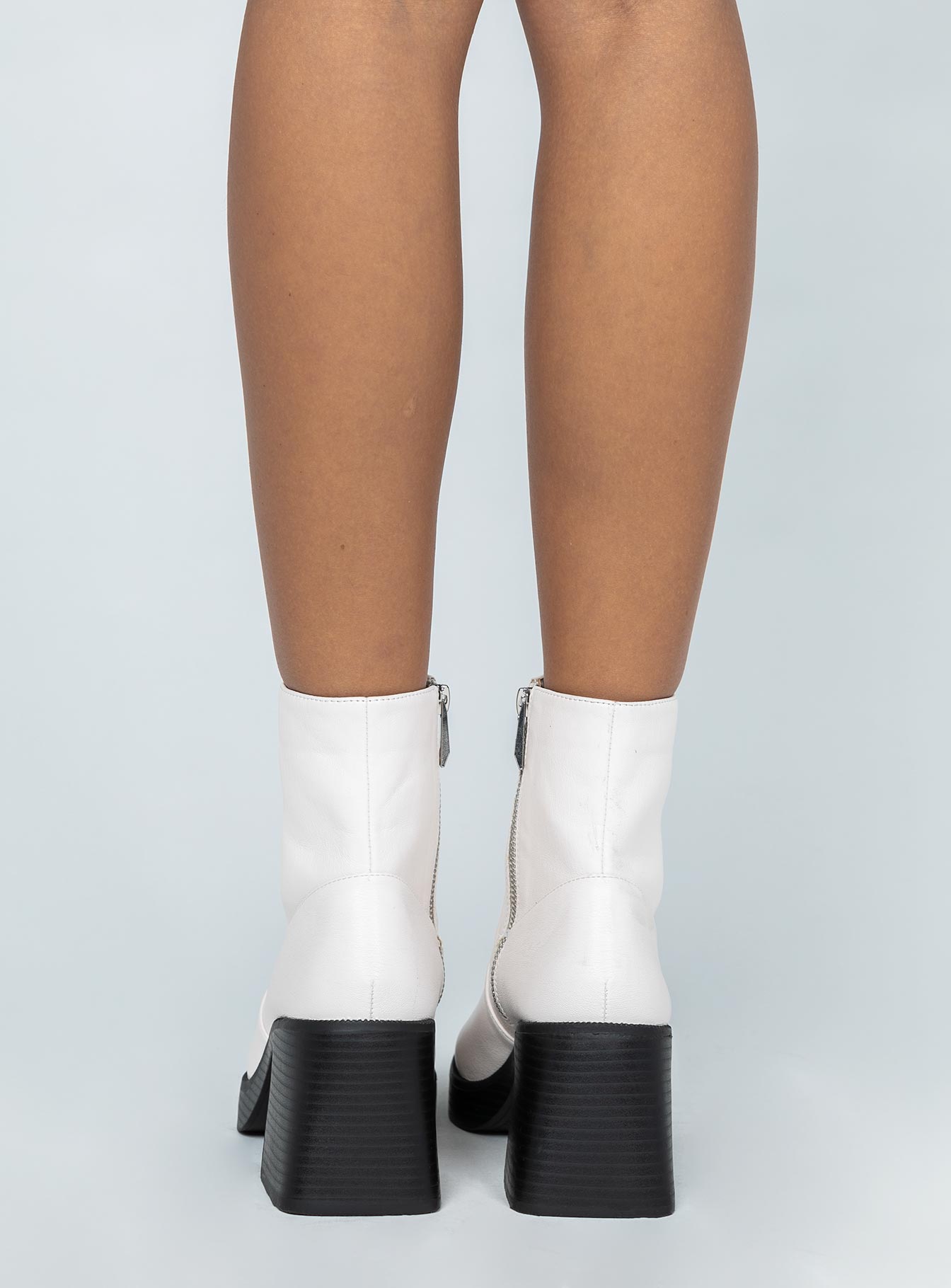 Halo Boots White - Image 3