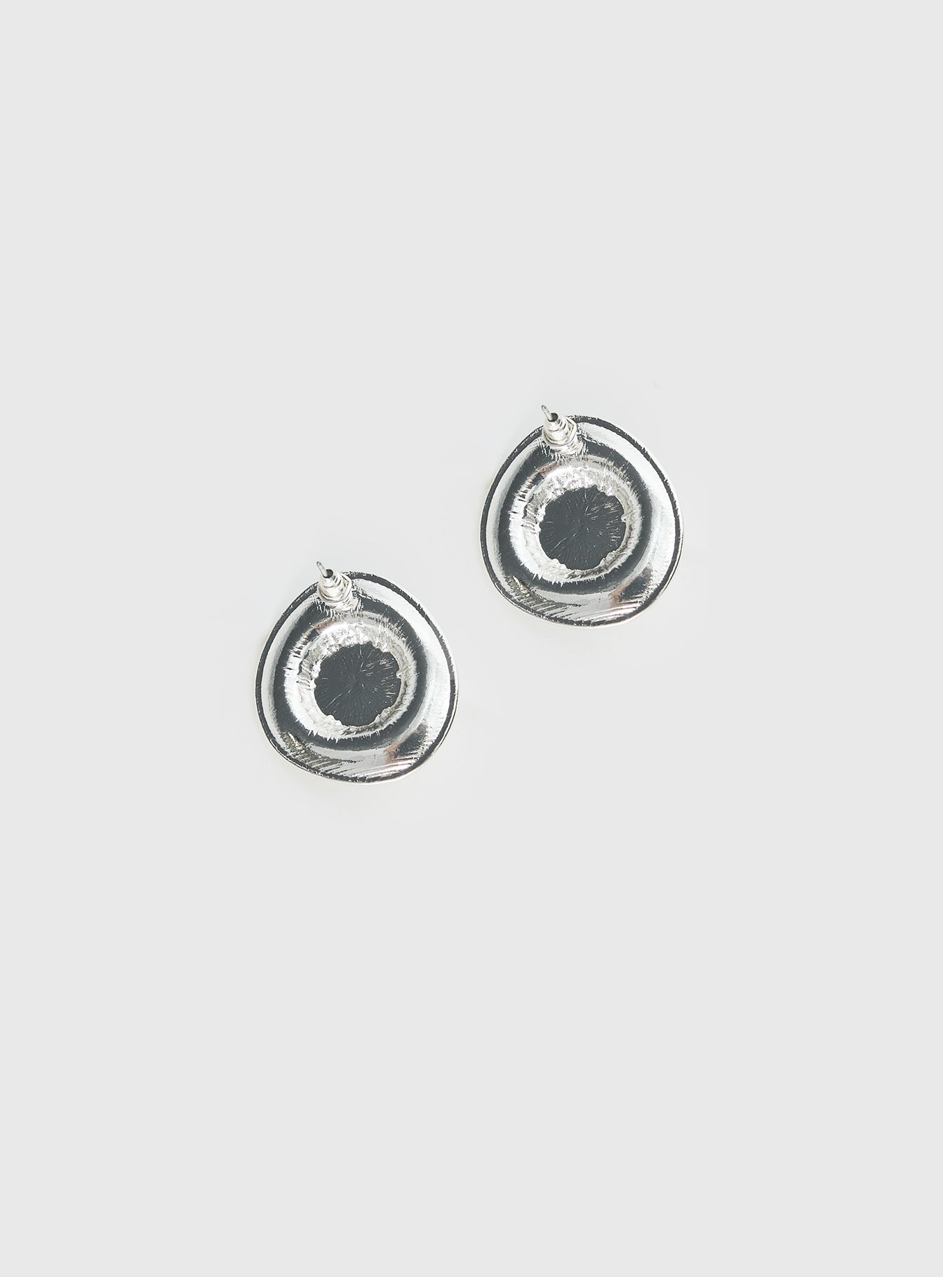 Arivelle Stud Earrings Silver - Image 4