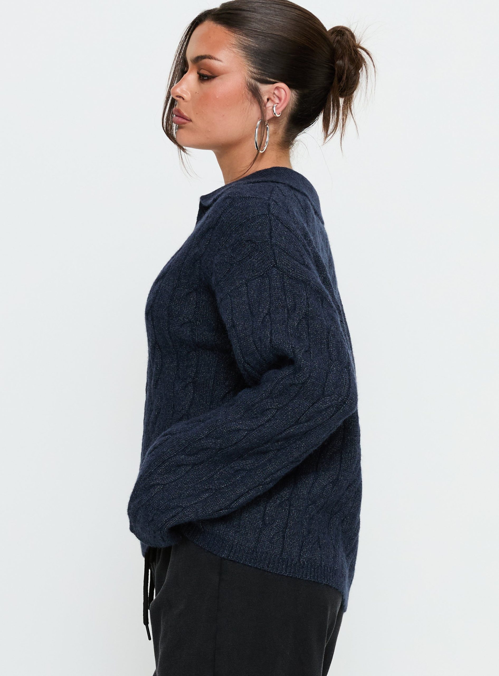 Brodey Collared Cable Knit Sweater Navy - Image 3