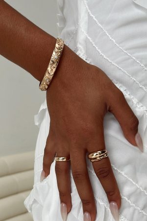 Seize The Day Bracelet Gold