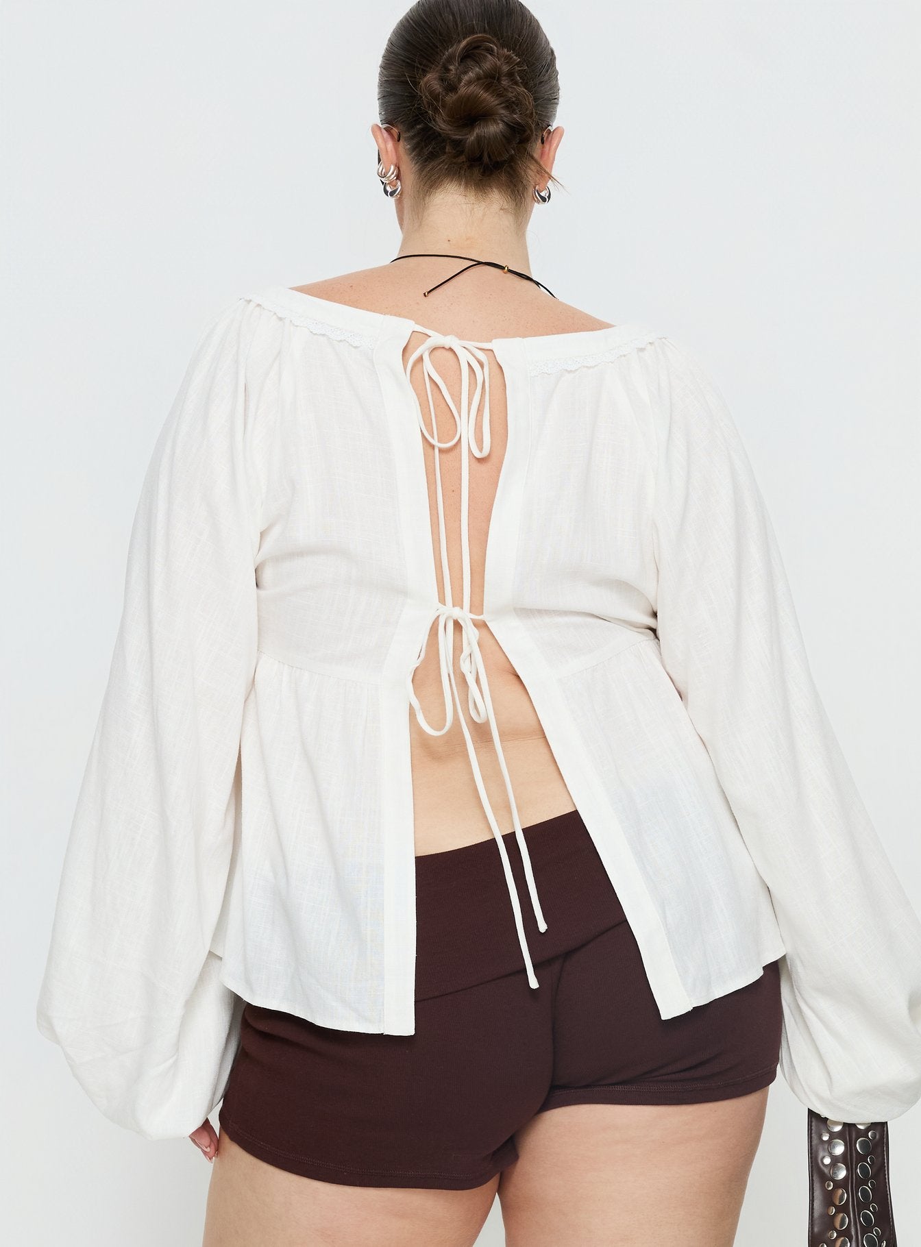 Benjie Long Sleeve Top White Curve - Image 5