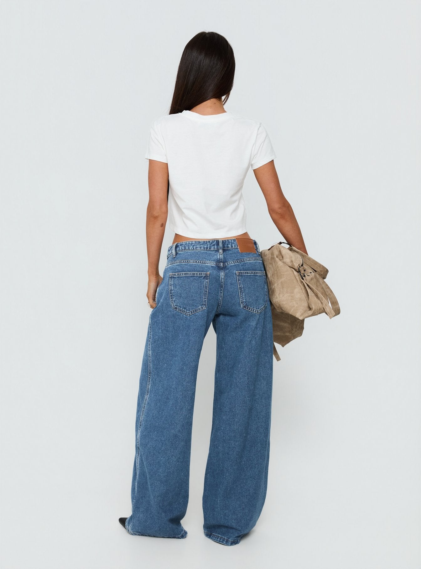 Ramos Low Rise Wide Leg Jeans Mid Blue Wash - Image 5