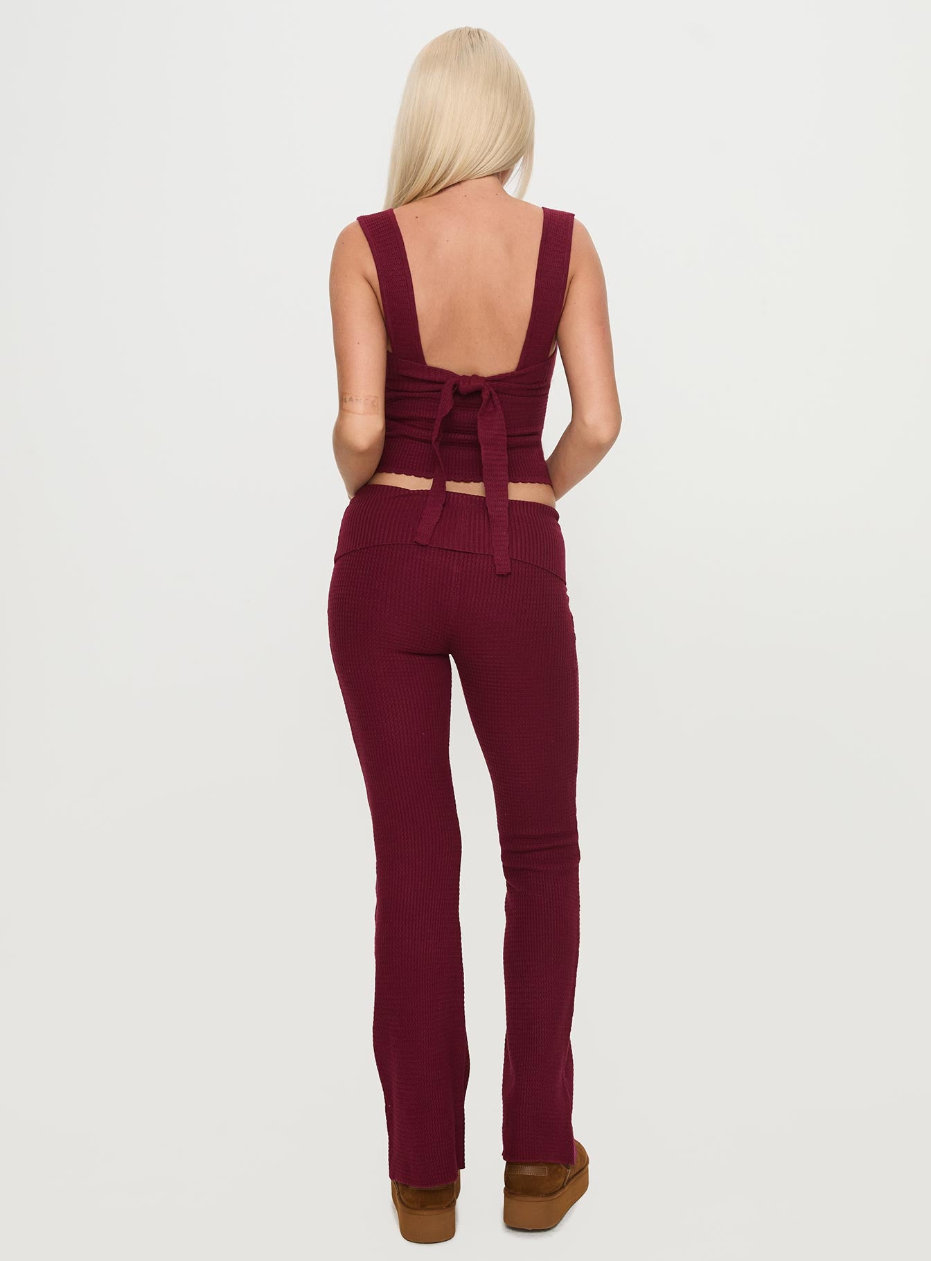 Closed Eyes Flared Pants Maroon - Image 5