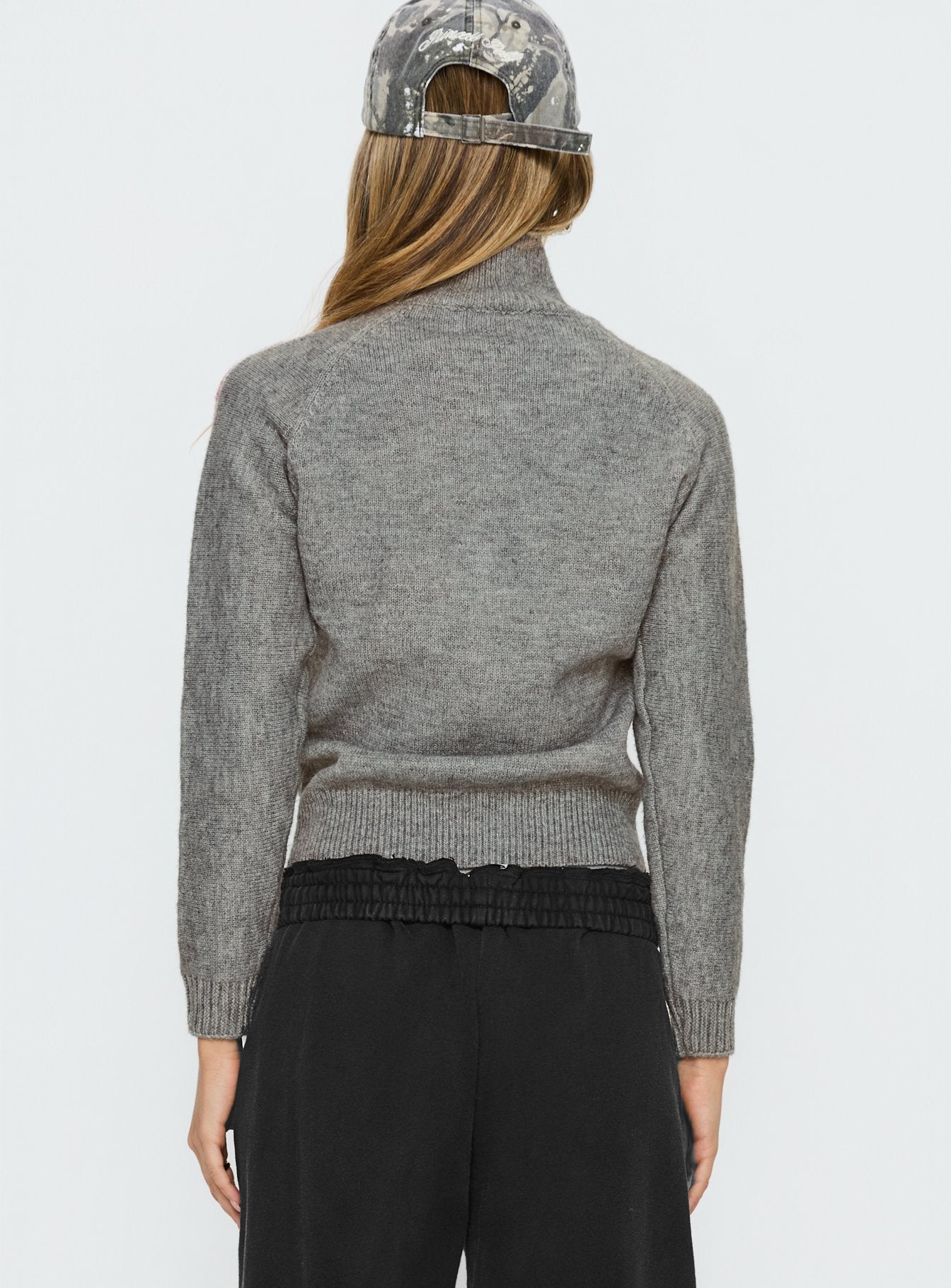 Caysey Zip Through Knit Sweater Grey - Image 5