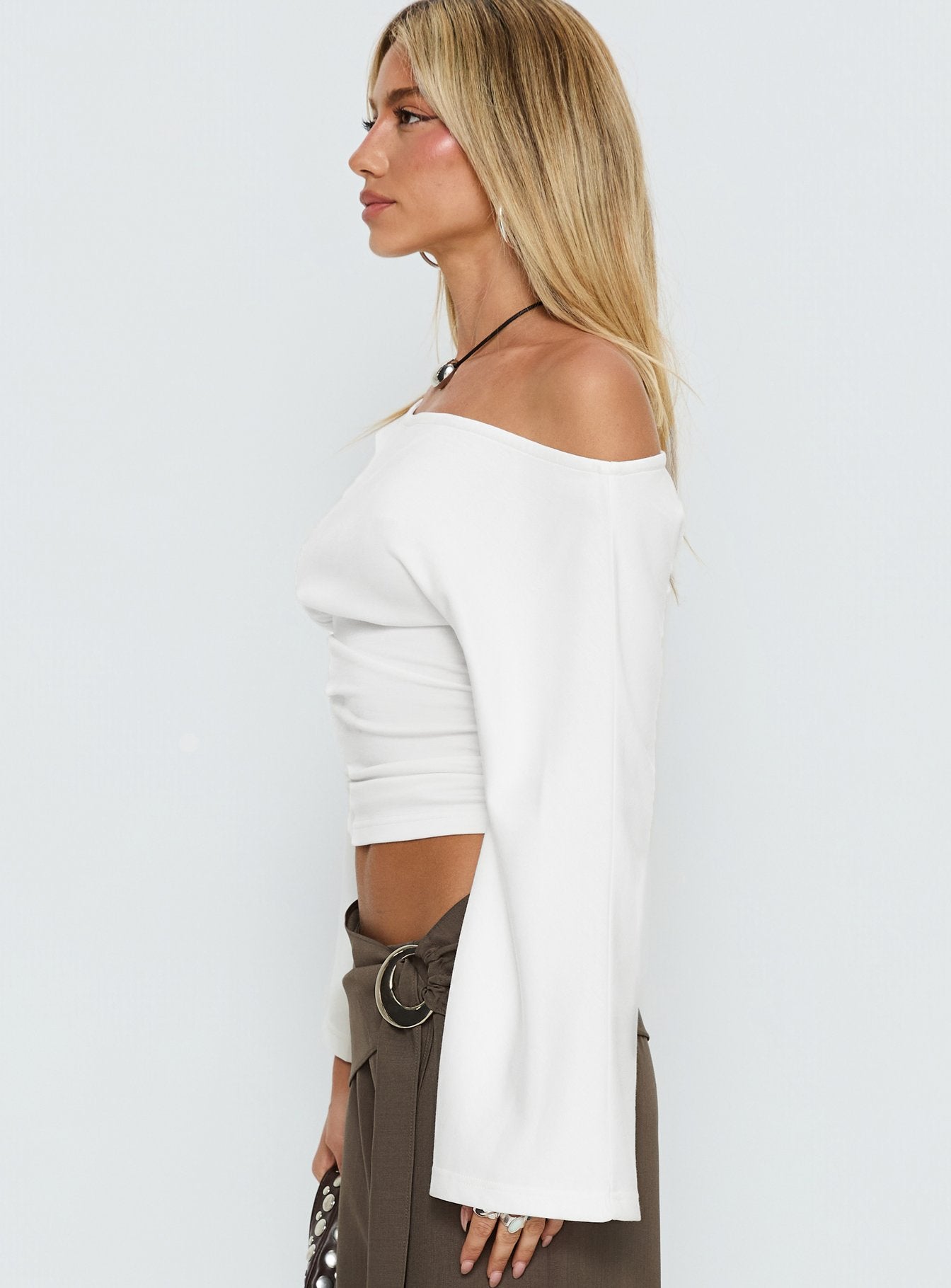 Anastasie Off Shoulder Long Sleeve Top White - Image 4