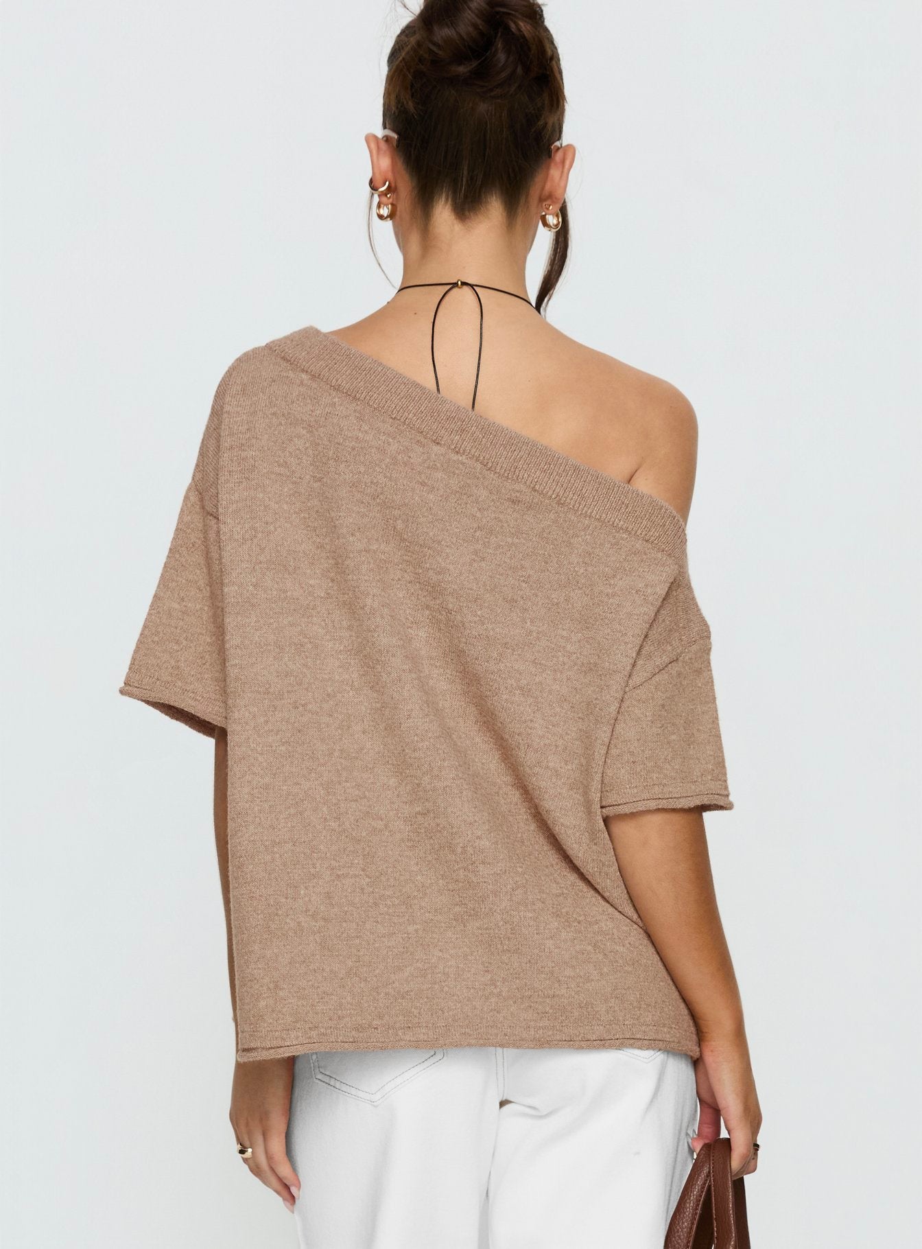 Kourta Off Shoulder Oversized Knit Top Mocha - Image 4