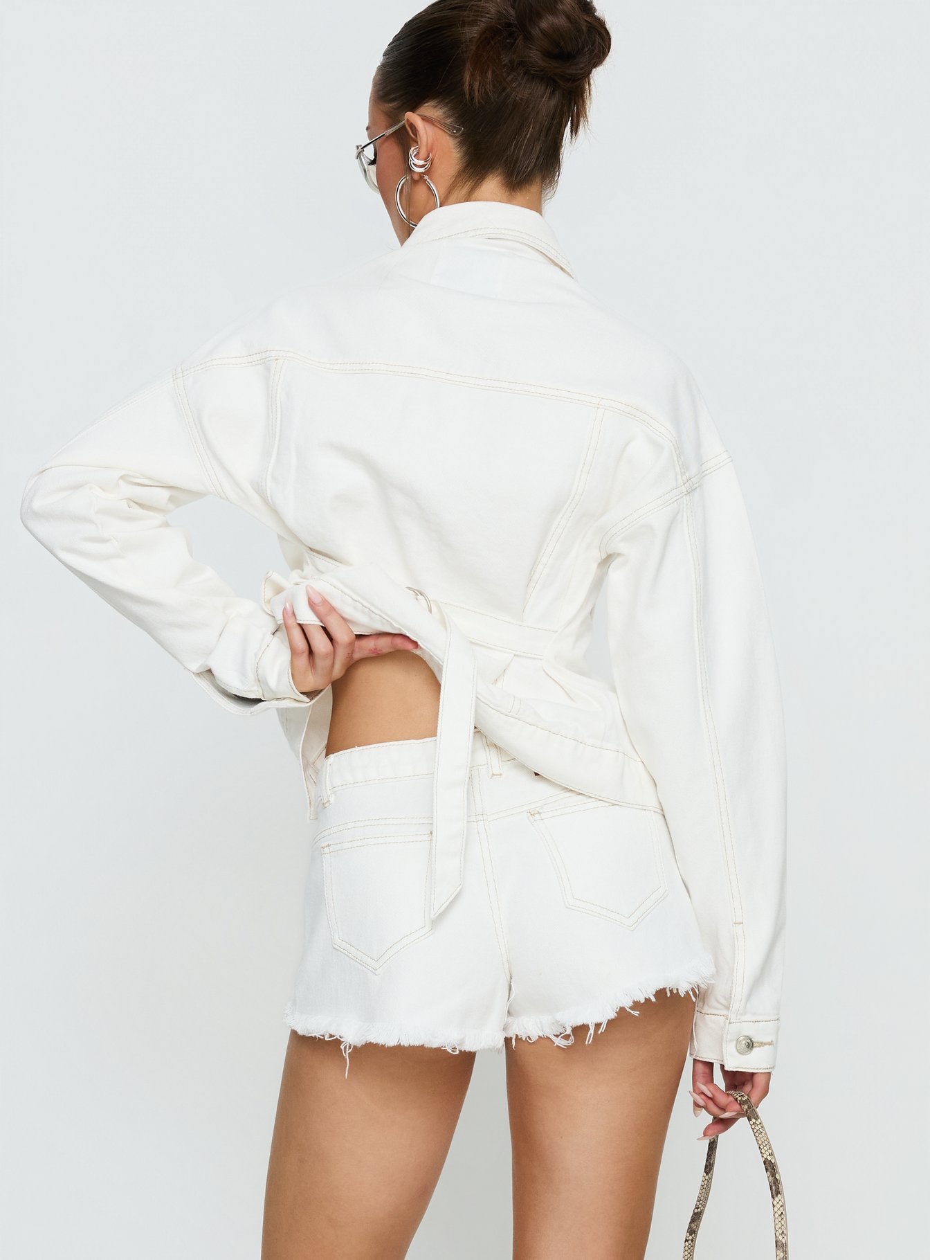 Posse Distressed Micro Denim Shorts White - Image 5