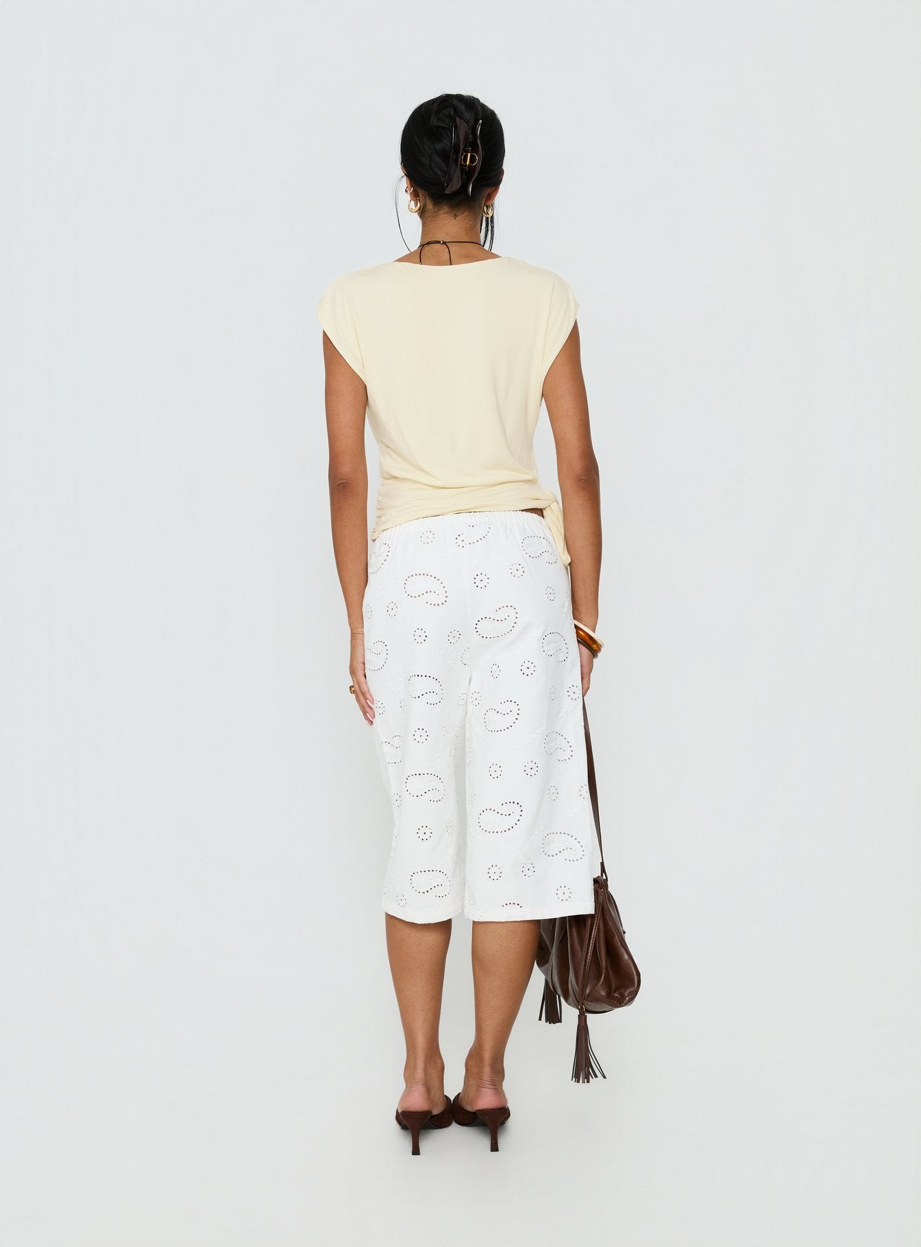 Roda Anglaise Longline Shorts White - Image 5