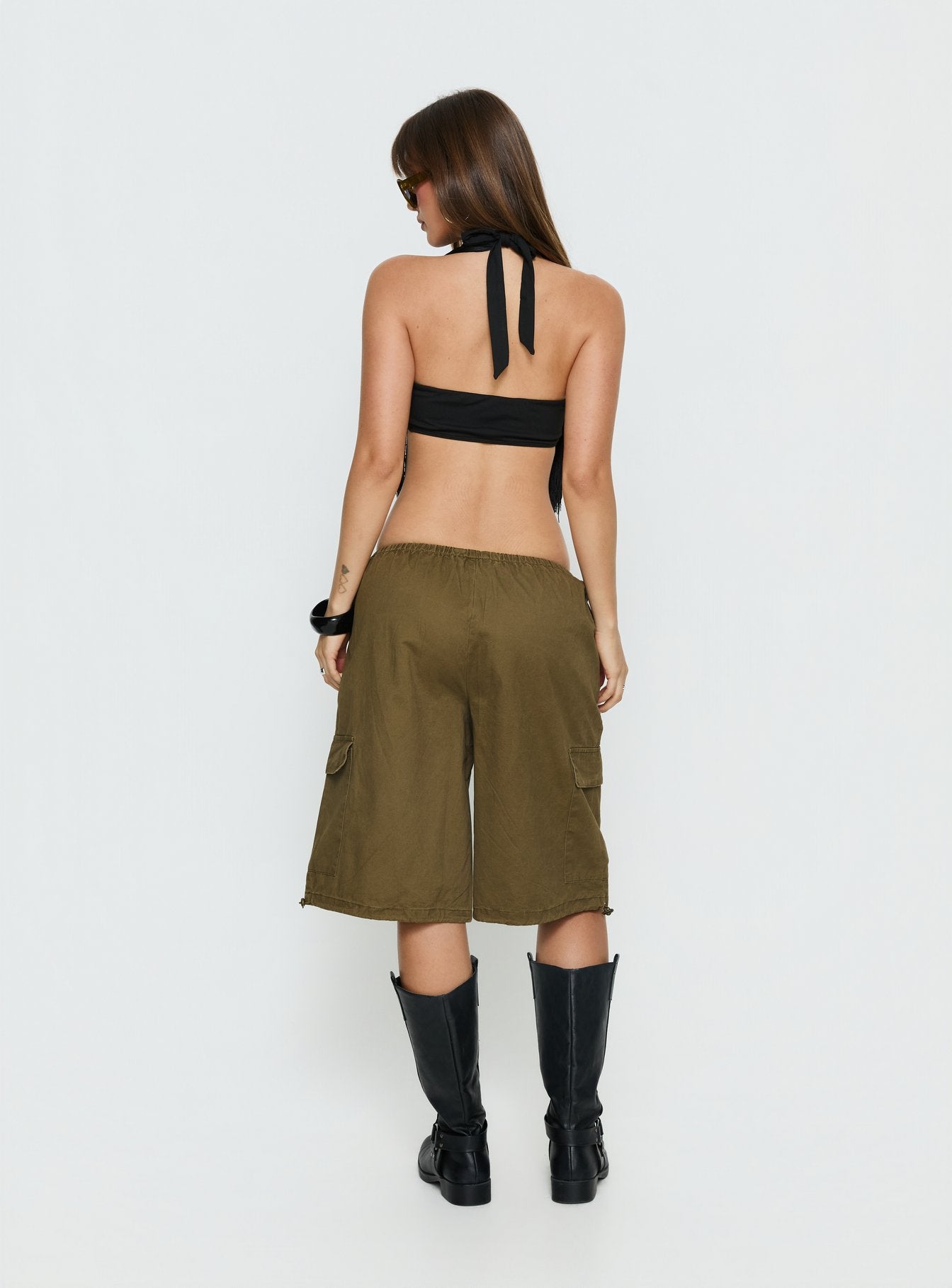 Allyza Baggy Cargo Shorts Olive - Image 5