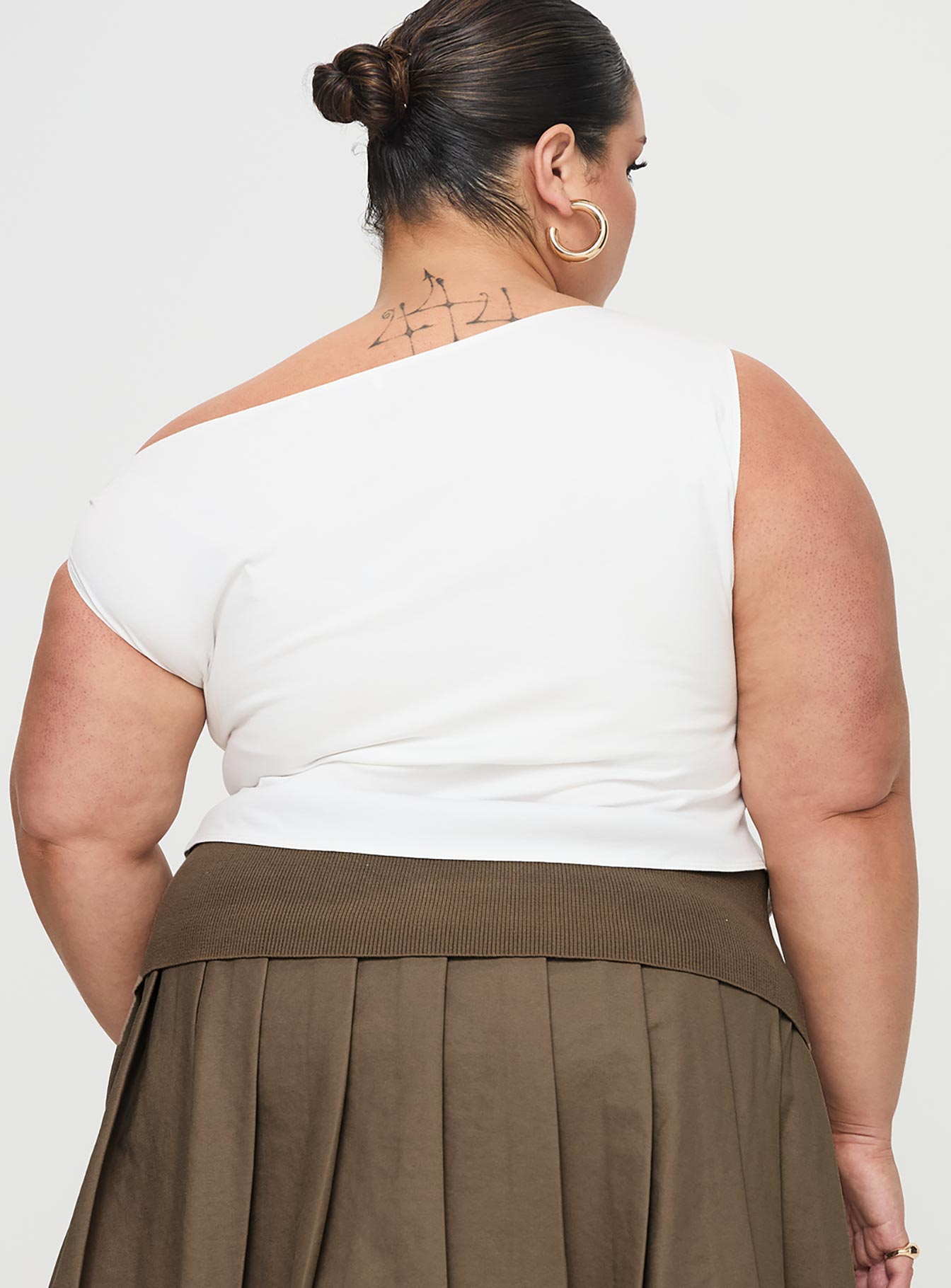 Karre Off The Shoulder Top White Curve - Image 5