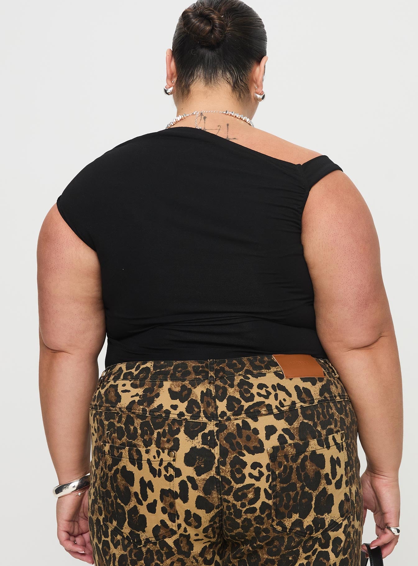 Beller Bodysuit Black Curve - Image 4