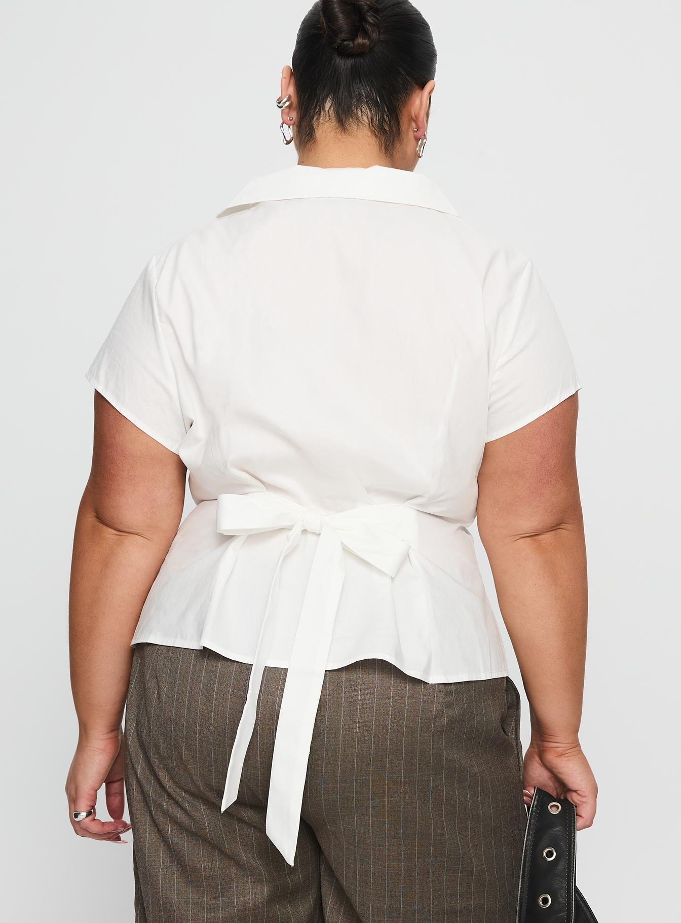 Akiyo Button Up Blouse Top White Curve - Image 5