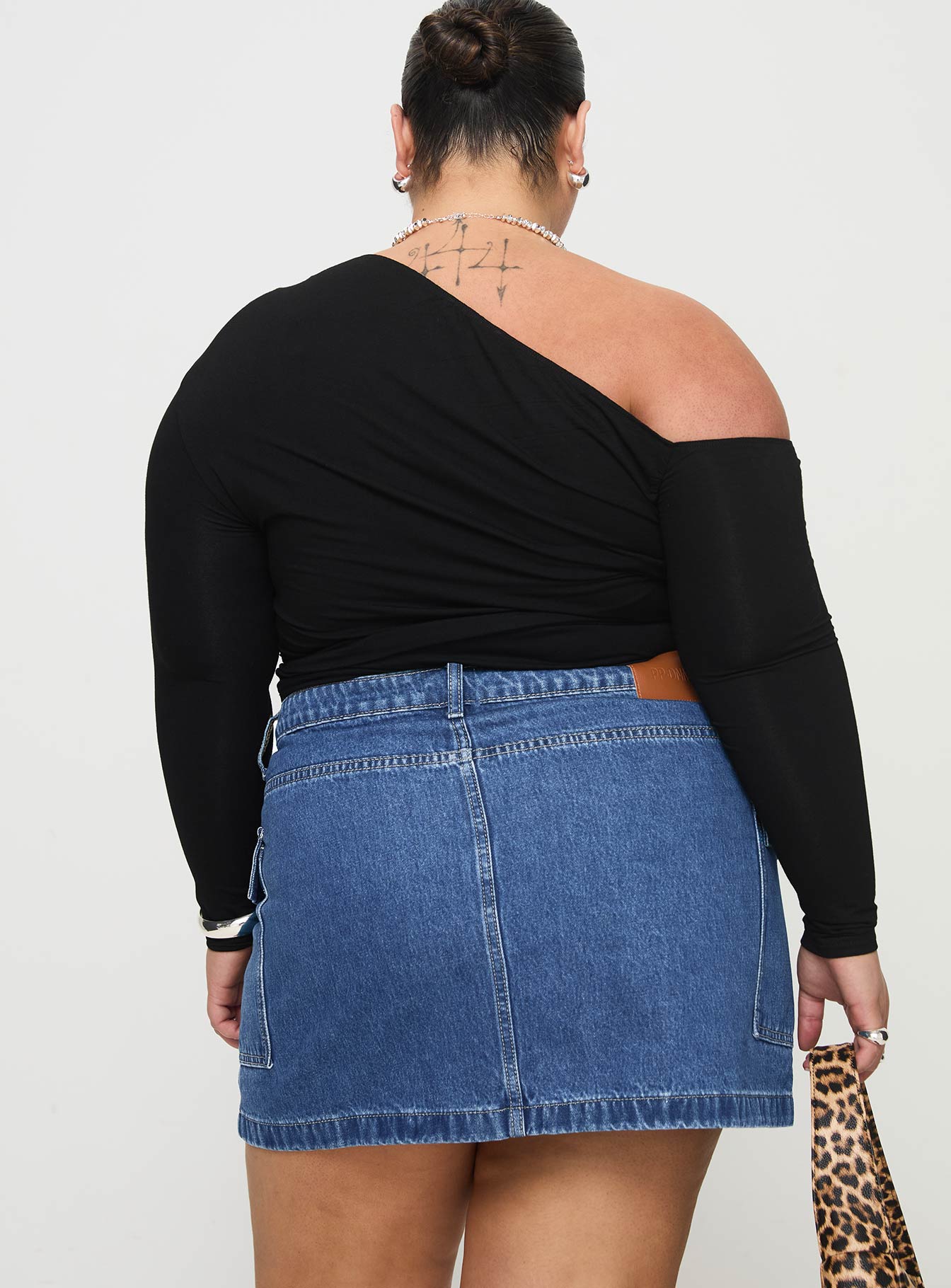 Zakai Cargo Denim Mini Skirt Mid Blue Curve - Image 5