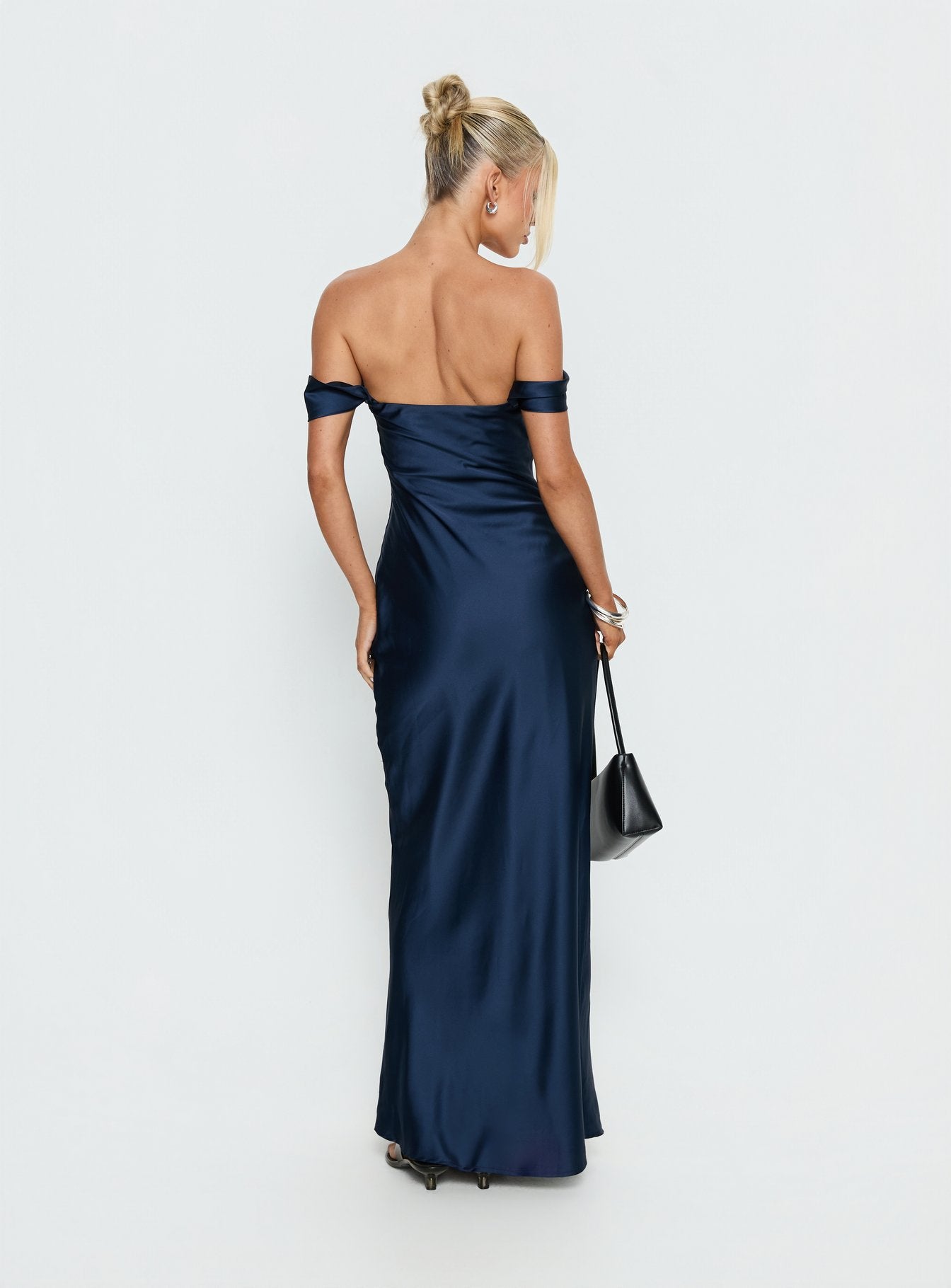 Azura Off The Shoulder Maxi Dress Navy - Image 5