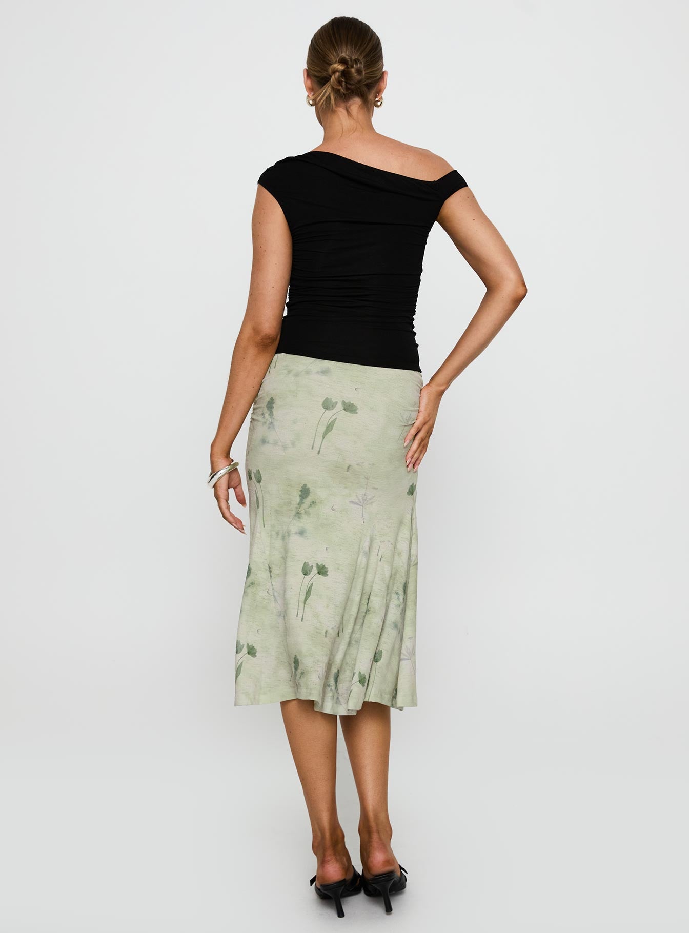 Lewish Low Rise Midi Skirt Green Floral - Image 5