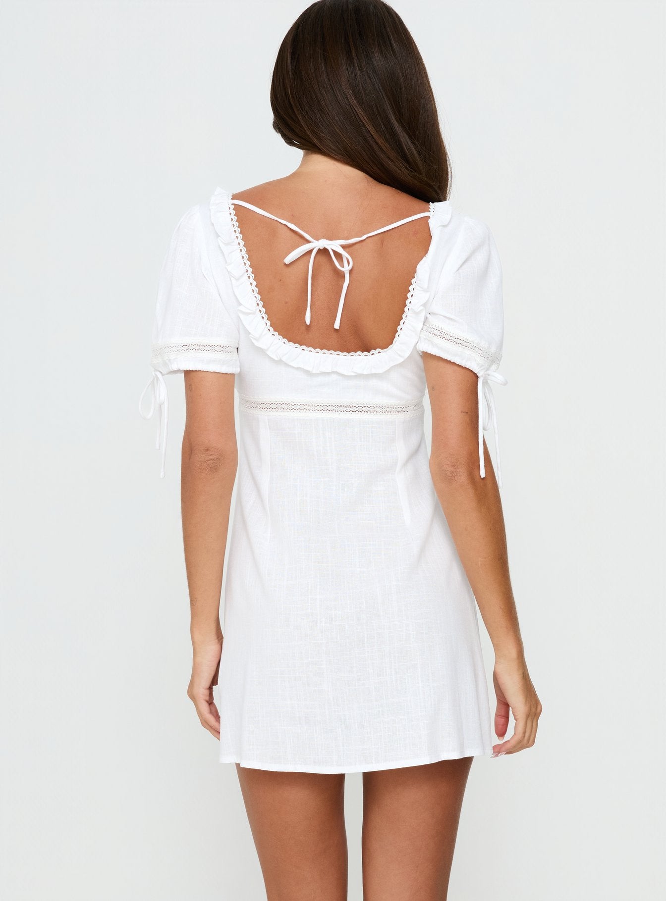Indianah Pleat Lace Panel Mini Dress White - Image 5
