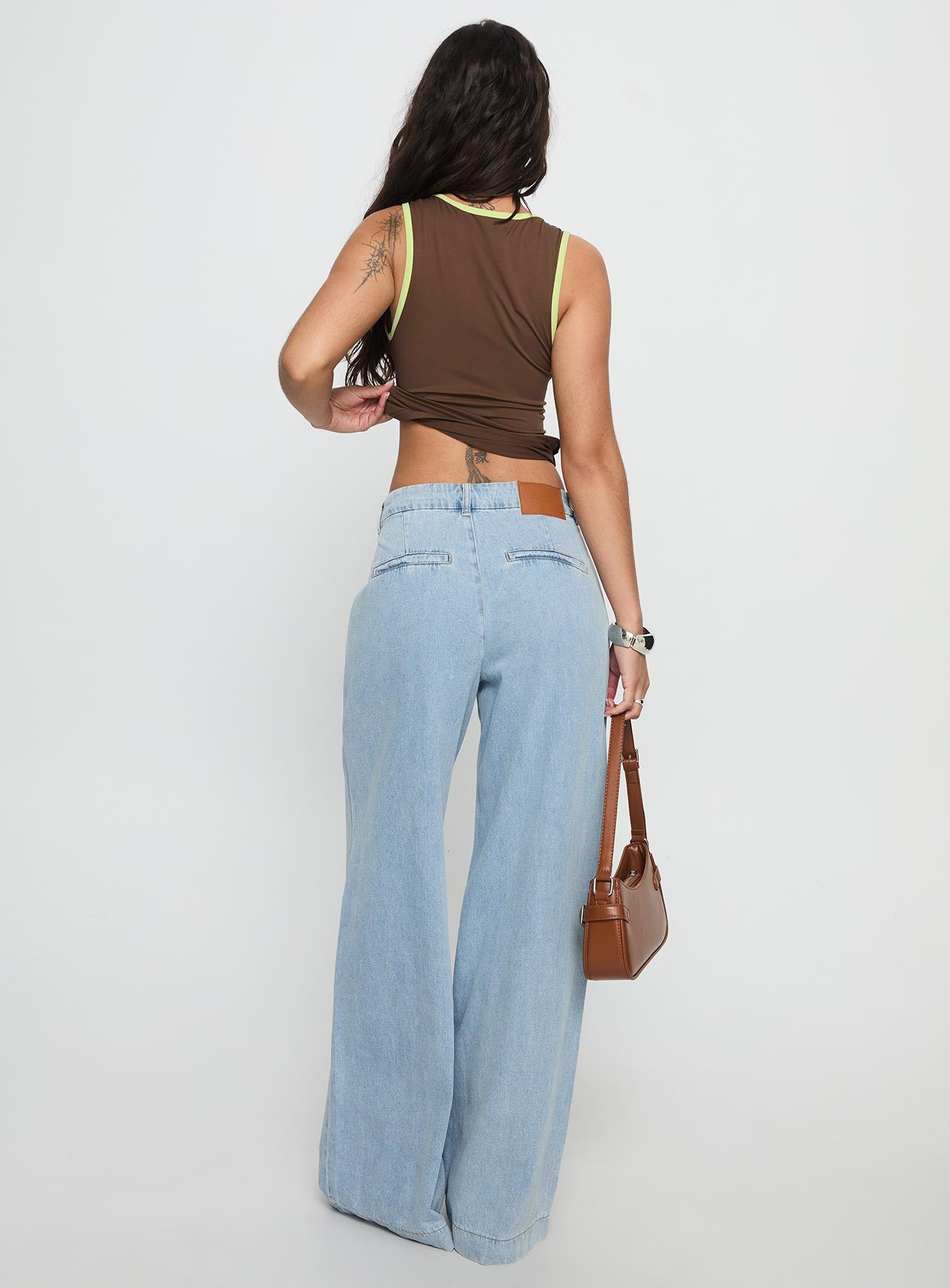 Siloh Mid Rise Wide Leg Denim Jeans Light Blue Wash - Image 4