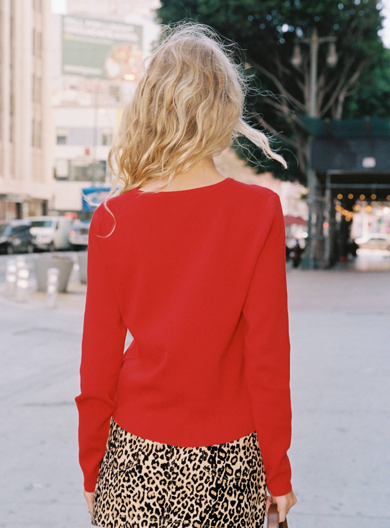 Old Burlington Knit Cardigan Red - Image 4