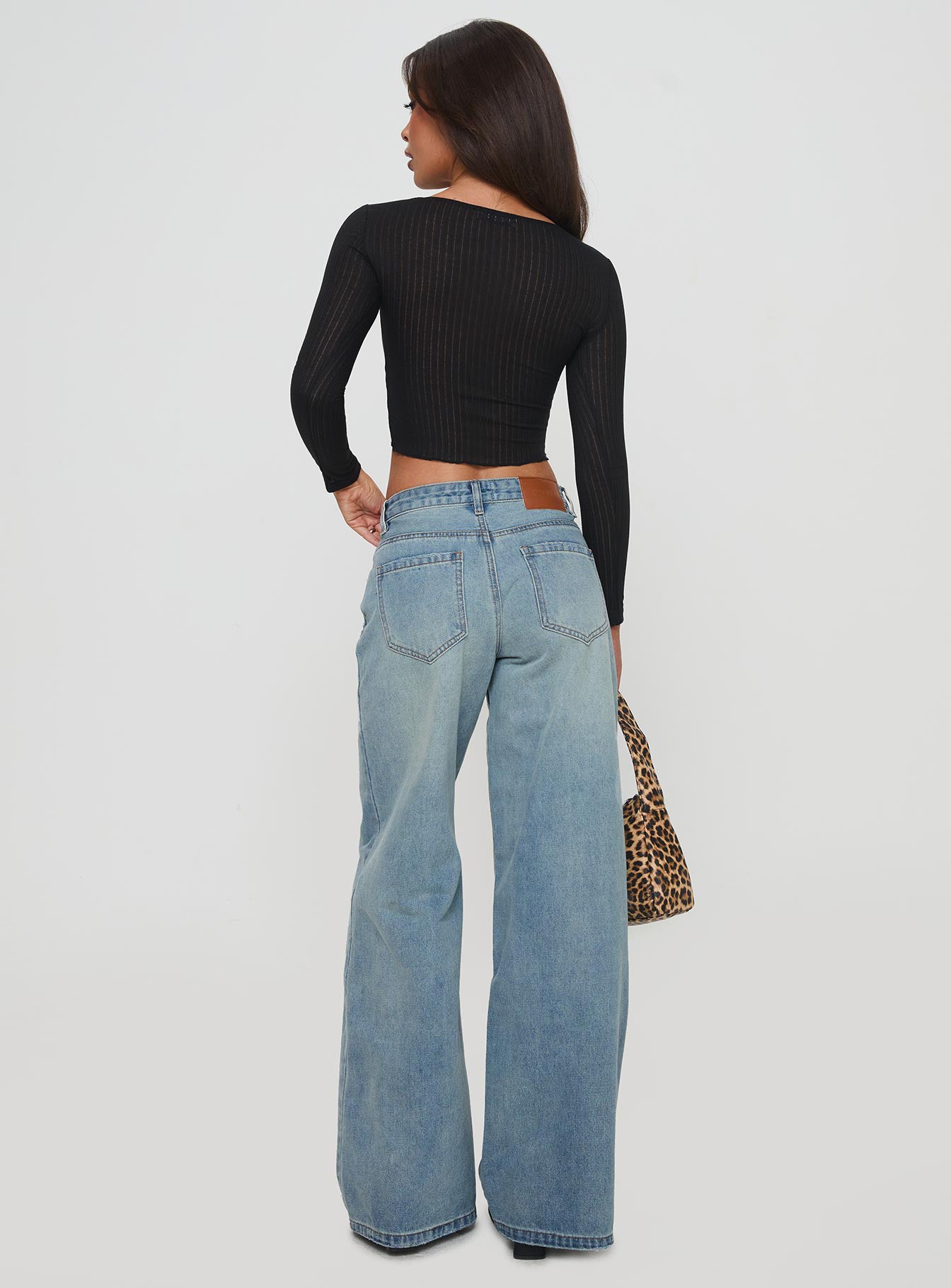 Demie Mid Rise Wide Leg Jeans Light Blue Wash - Image 5