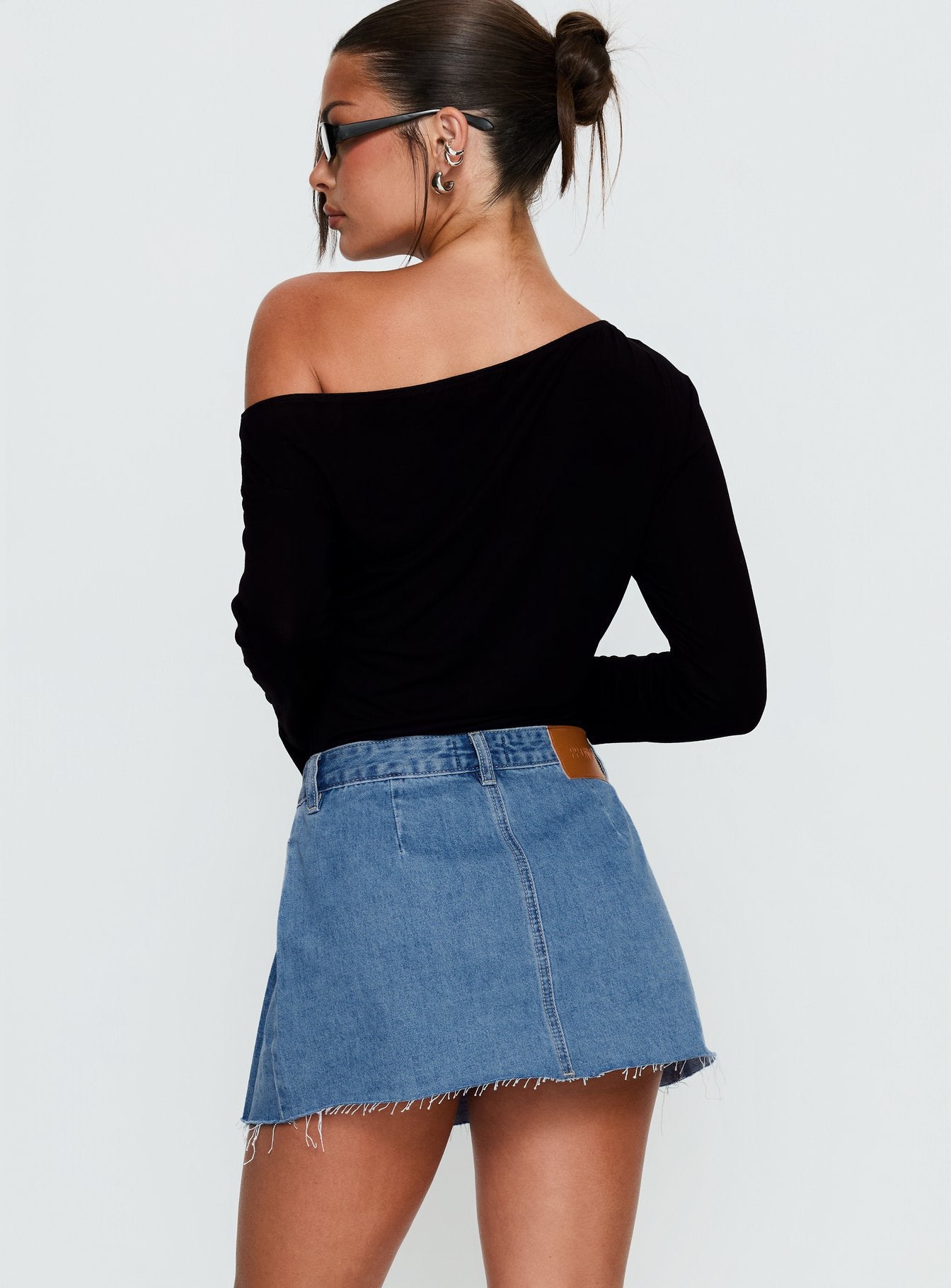 Debera Pleated Mini Skirt Mid Blue Wash - Image 4