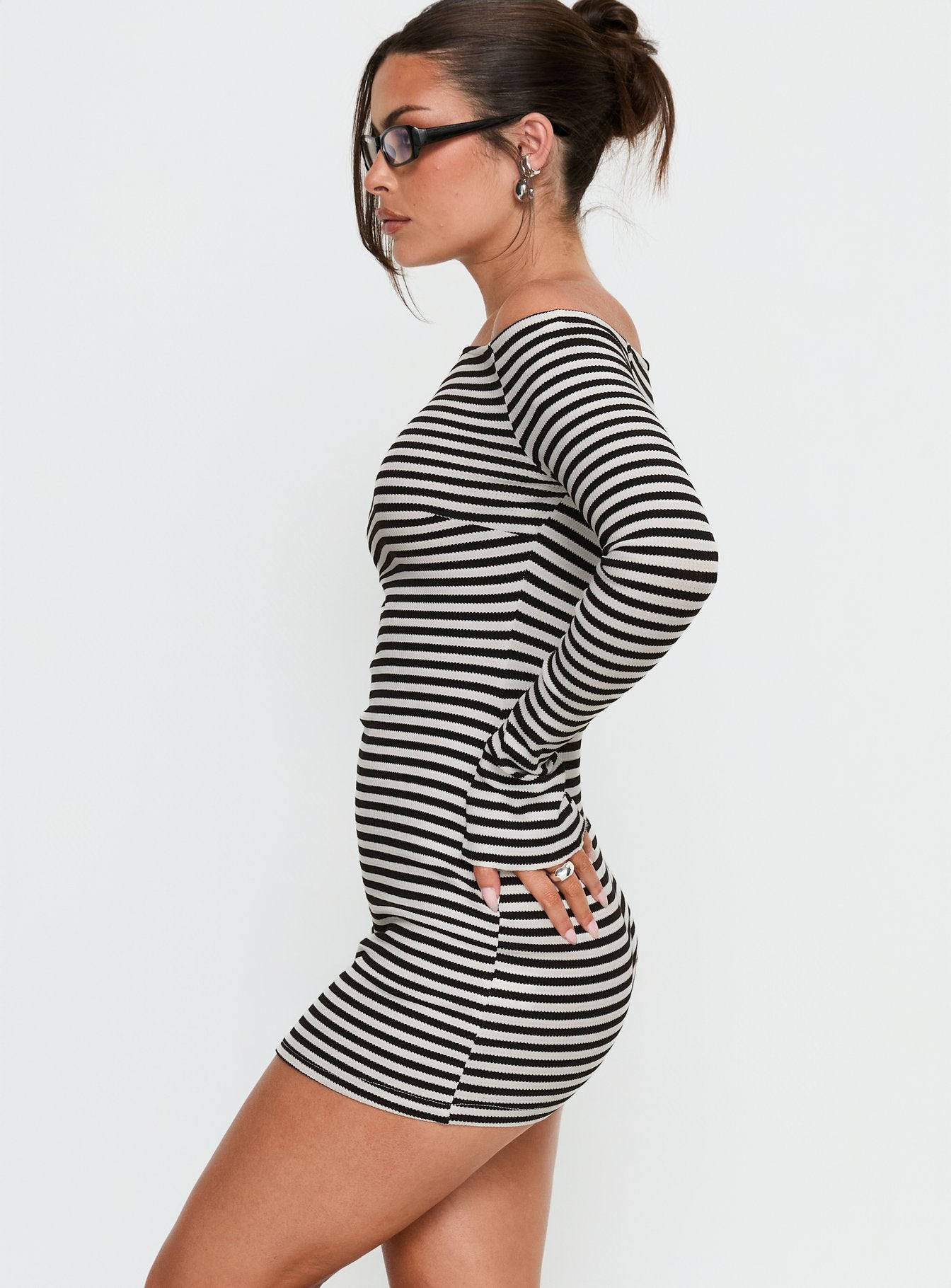 Journi Off Shoulder Long Sleeve Mini Dress Black / White Stripe - Image 4