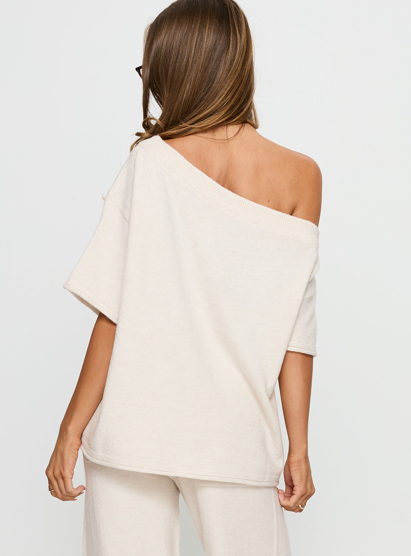 Kourta Off Shoulder Oversized Knit Top Oat - Image 5