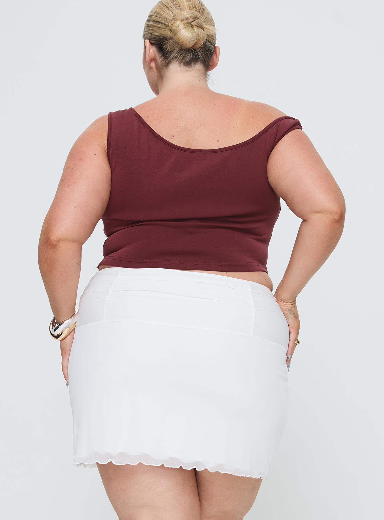 Meredith Ruched Mini Skirt White Curve - Image 5