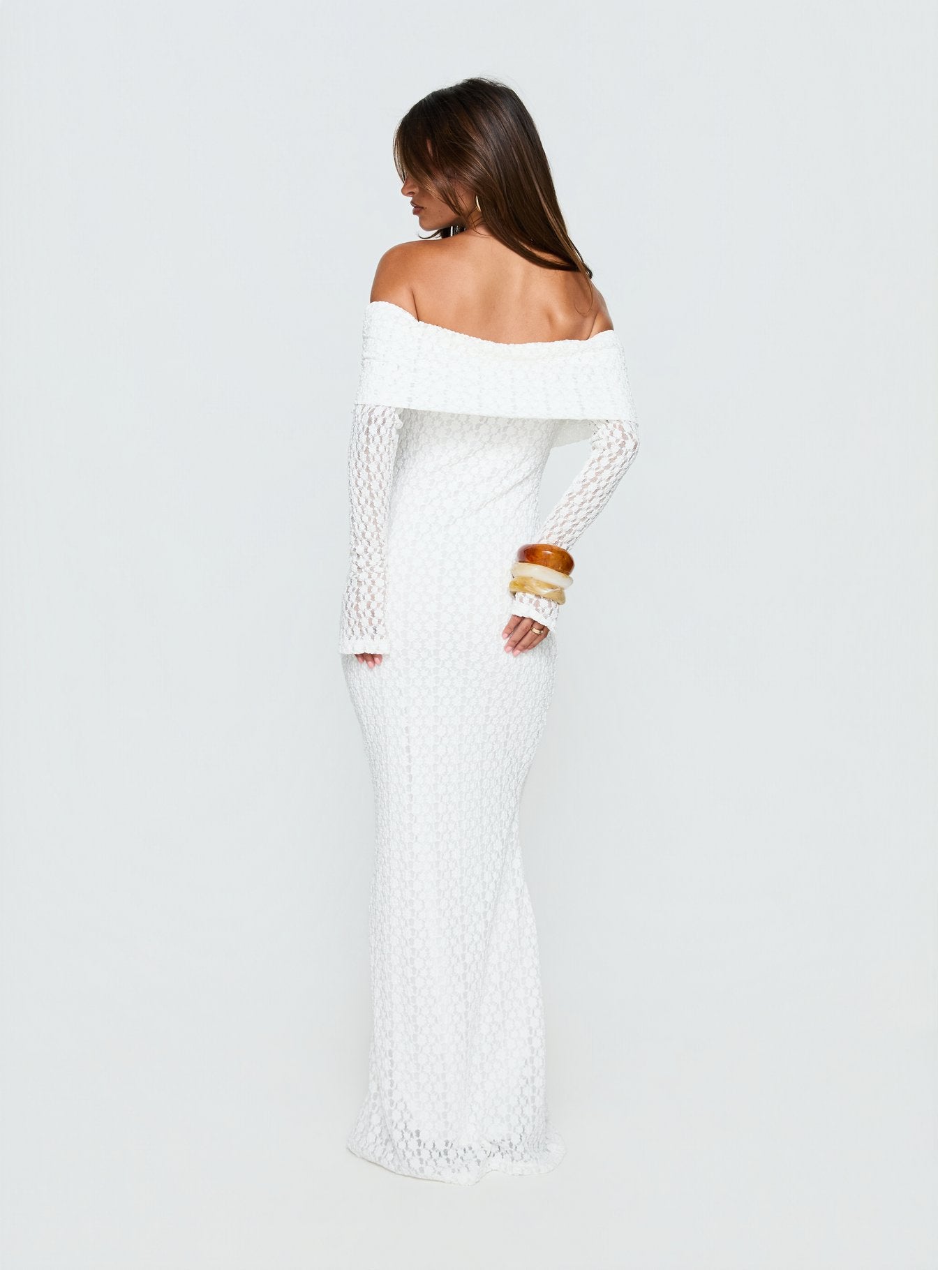 Sofenna Long Sleeve Off Shoulder Maxi Dress White - Image 5