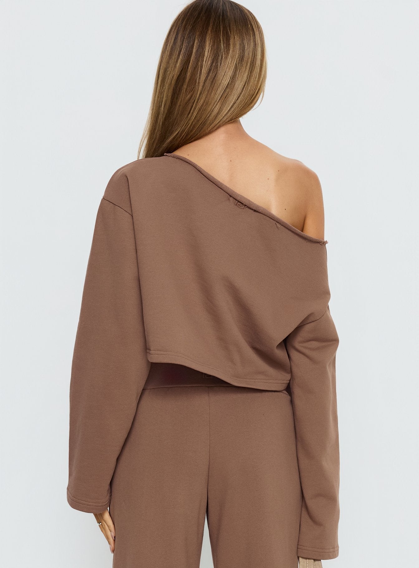 Retreat Raw Edge Off Shoulder Jumper Cocoa - Image 5