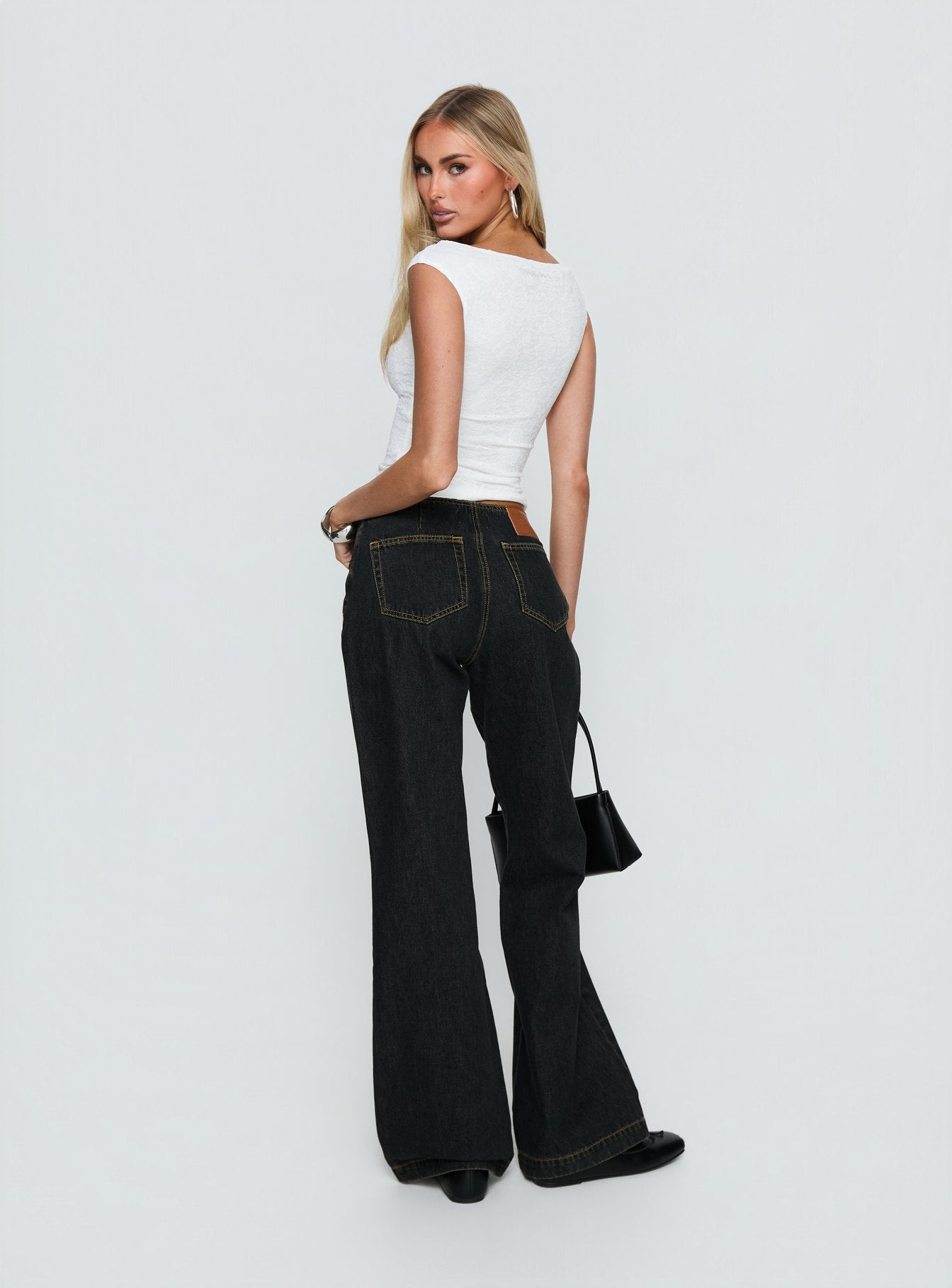 Slow Ride Mid Rise Bootleg Belted Jeans Grunge Wash - Image 5