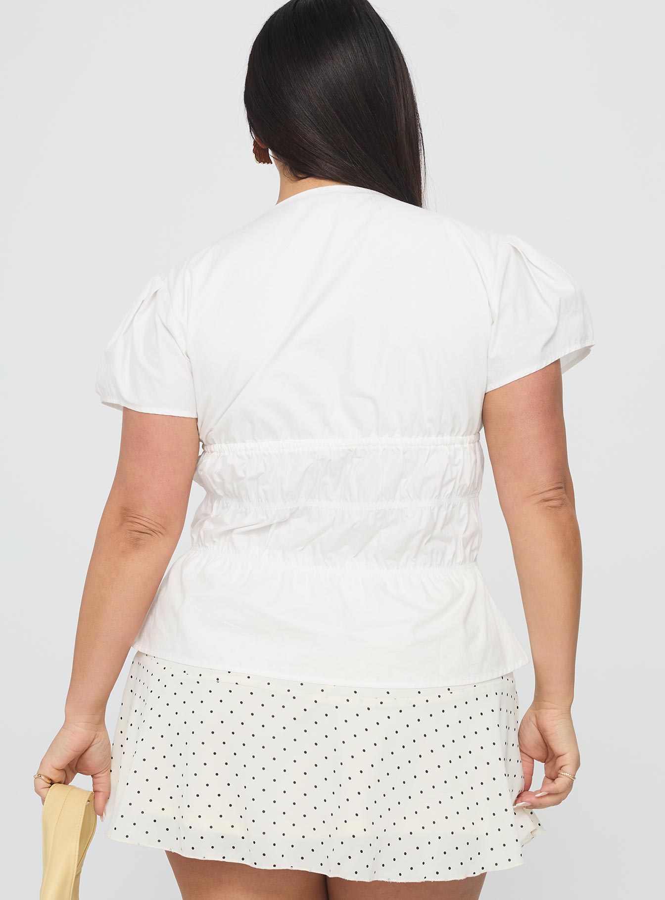 Paramour Ruched Short Sleeve Top White Curve - Image 5